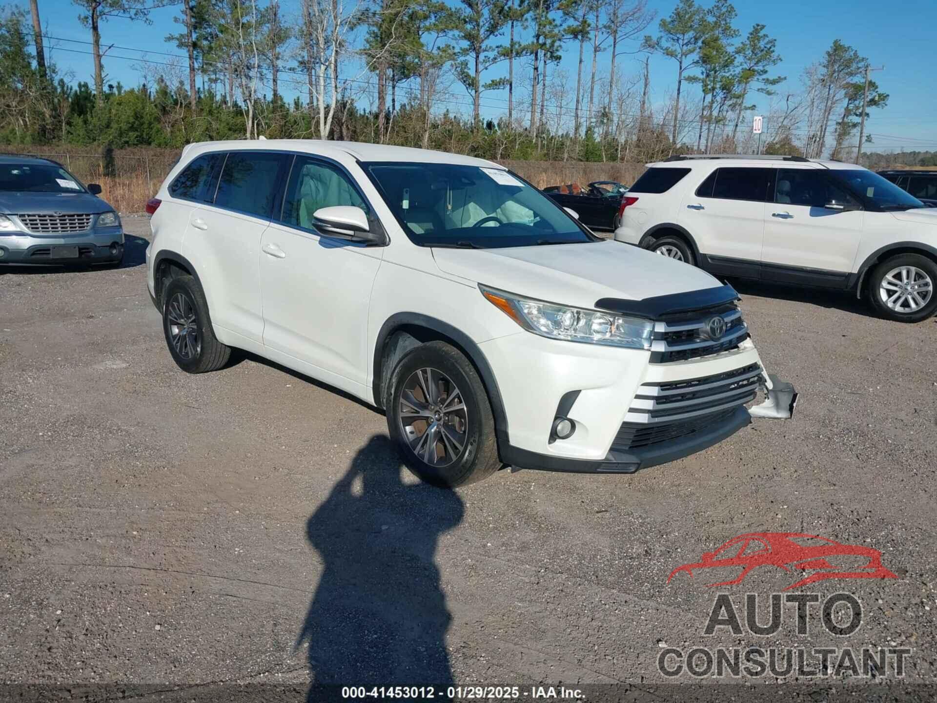 TOYOTA HIGHLANDER 2017 - 5TDZZRFH3HS190139