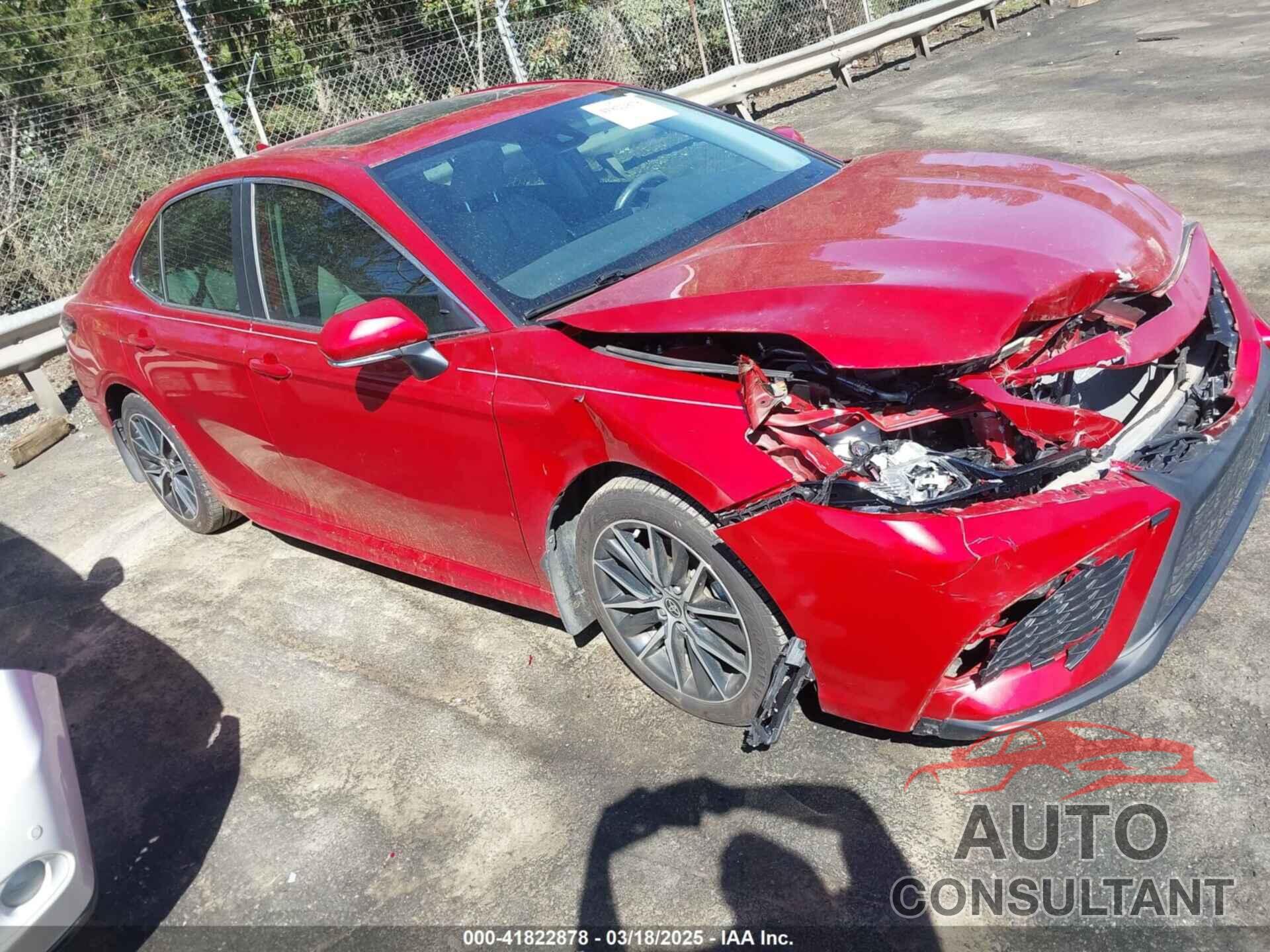 TOYOTA CAMRY 2021 - 4T1G11AK1MU405019
