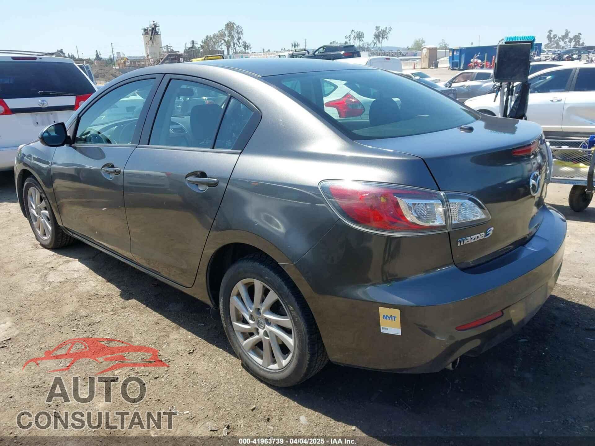 MAZDA MAZDA3 2012 - JM1BL1V87C1663293
