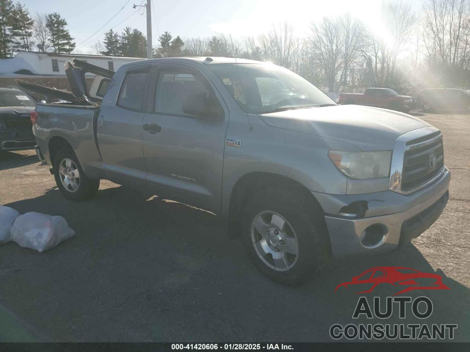 TOYOTA TUNDRA 2011 - 5TFUY5F14BX193948