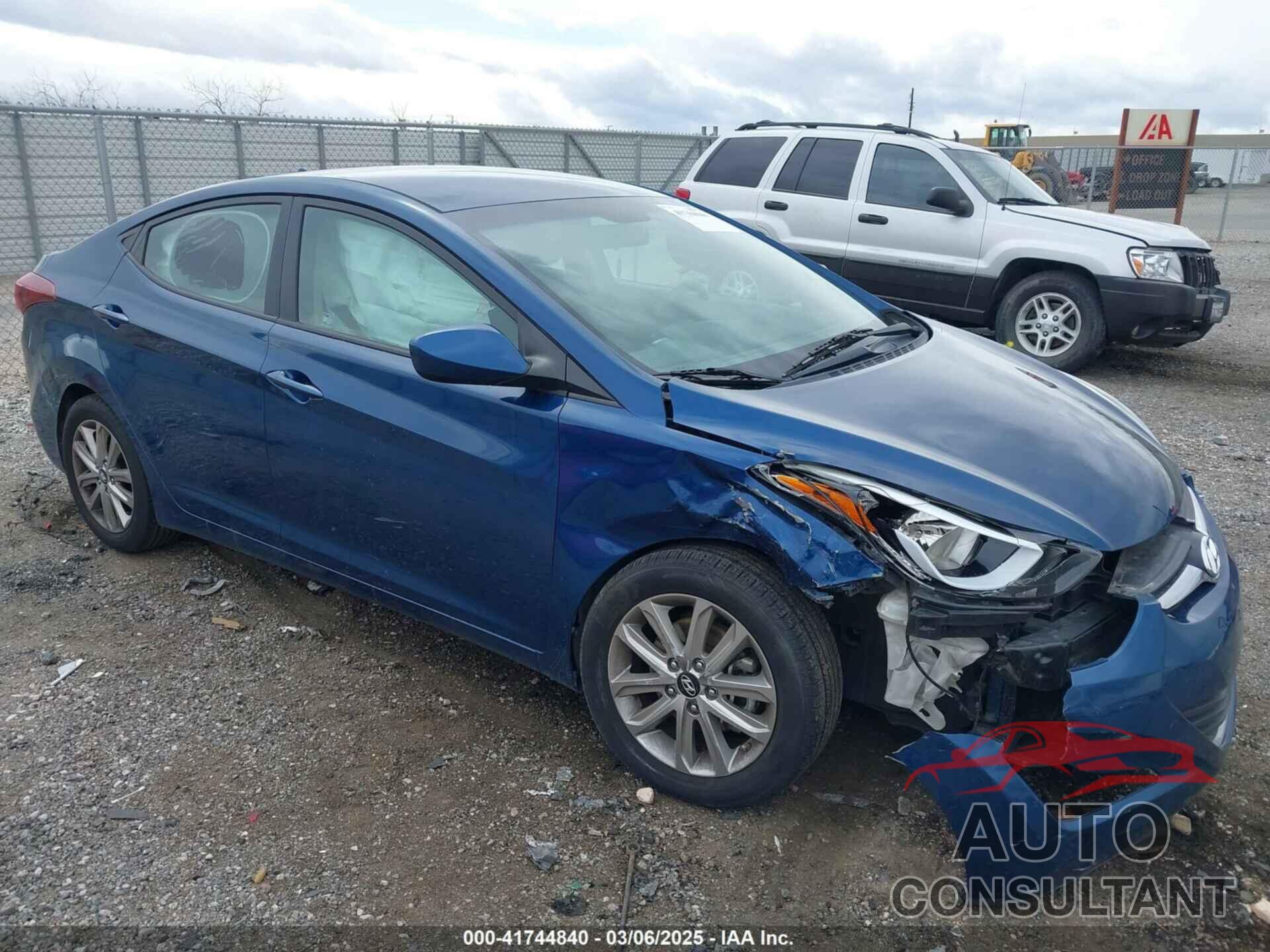HYUNDAI ELANTRA 2016 - KMHDH4AE5GU601527