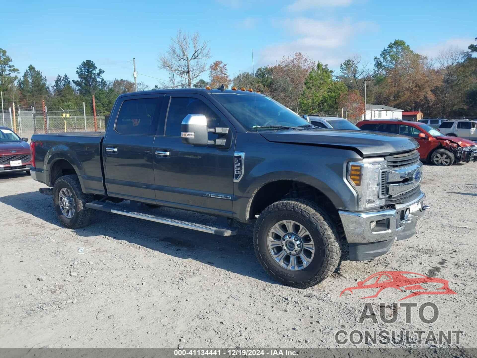 FORD F-350 2019 - 1FT8W3BT7KEF95056