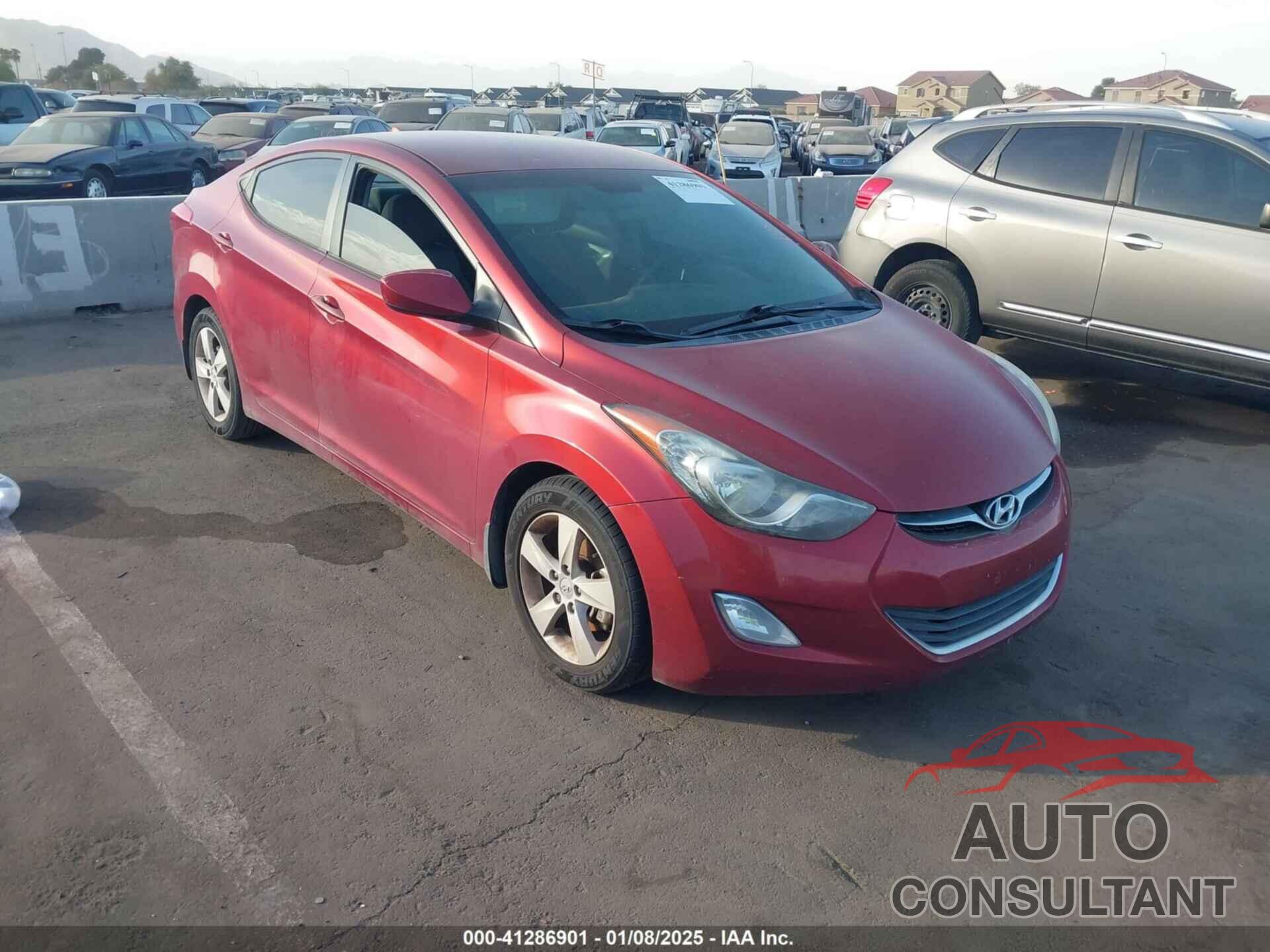 HYUNDAI ELANTRA 2013 - 5NPDH4AE7DH391751