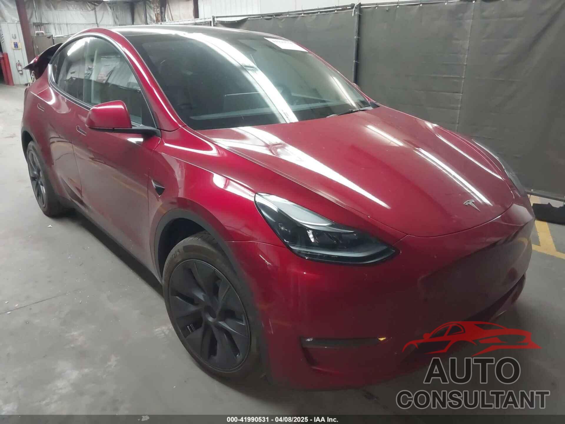TESLA MODEL Y 2024 - 7SAYGDEE2RF128512