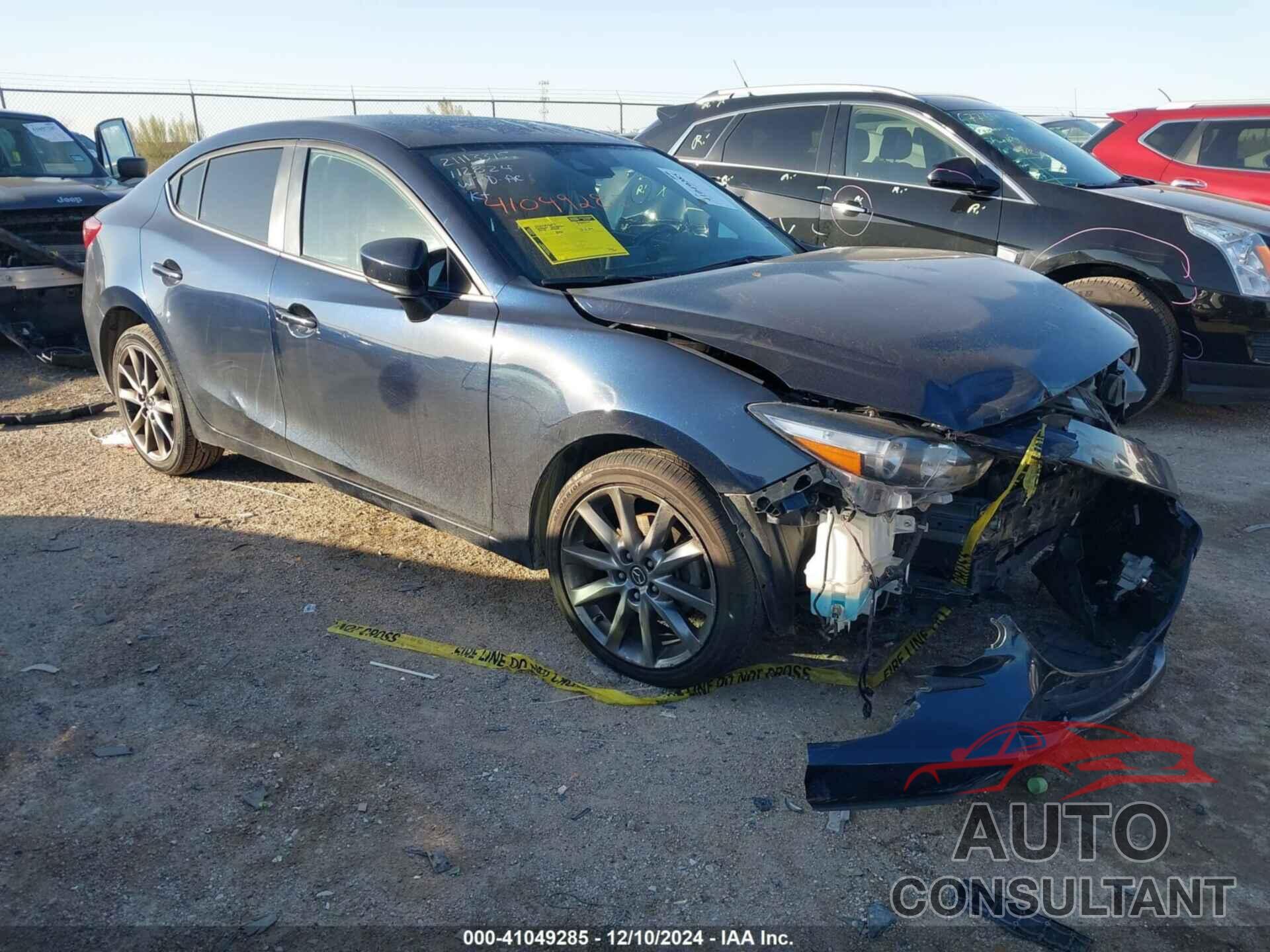 MAZDA MAZDA3 2018 - 3MZBN1V39JM264302
