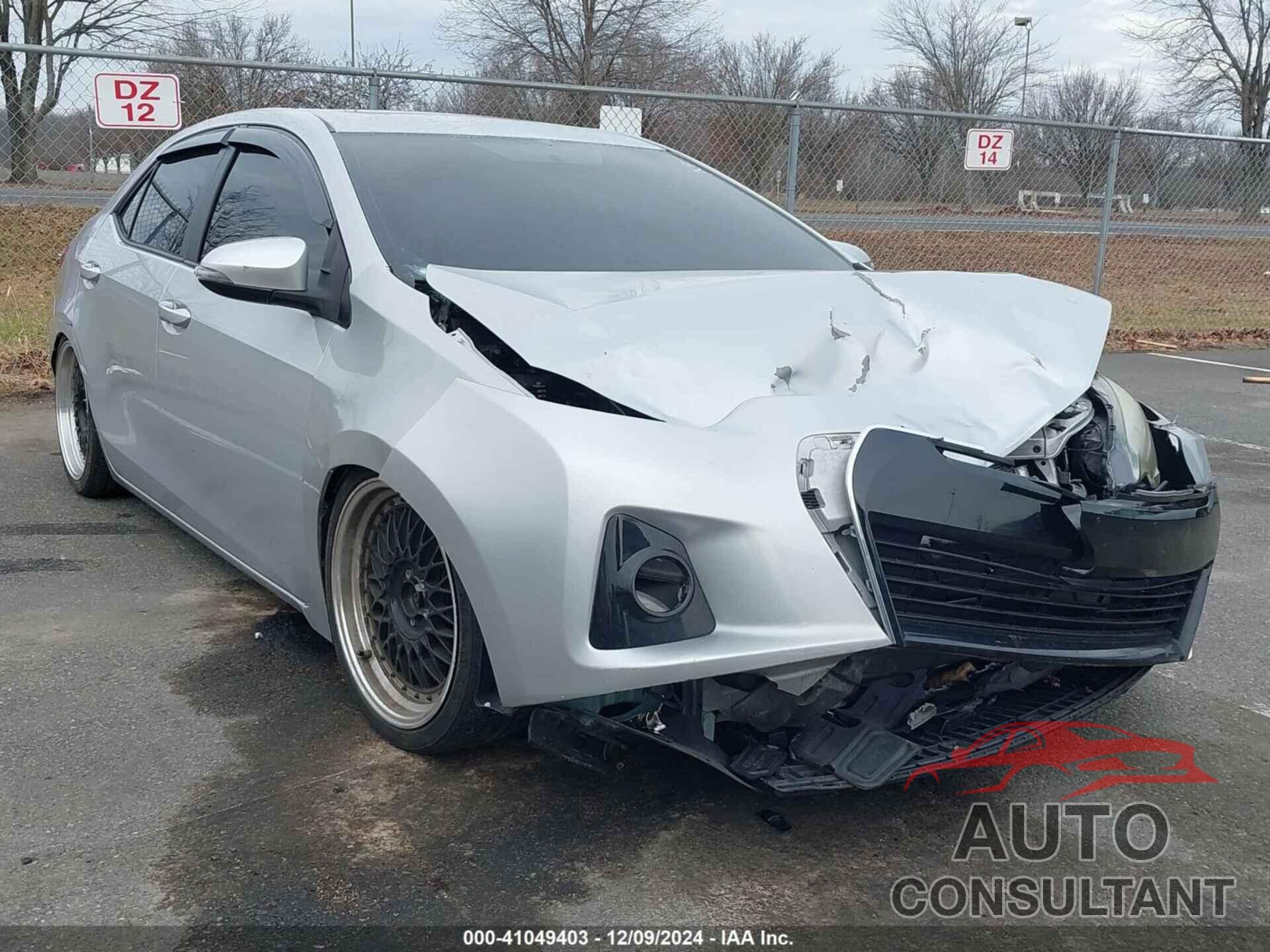 TOYOTA COROLLA 2015 - 2T1BURHE1FC262500