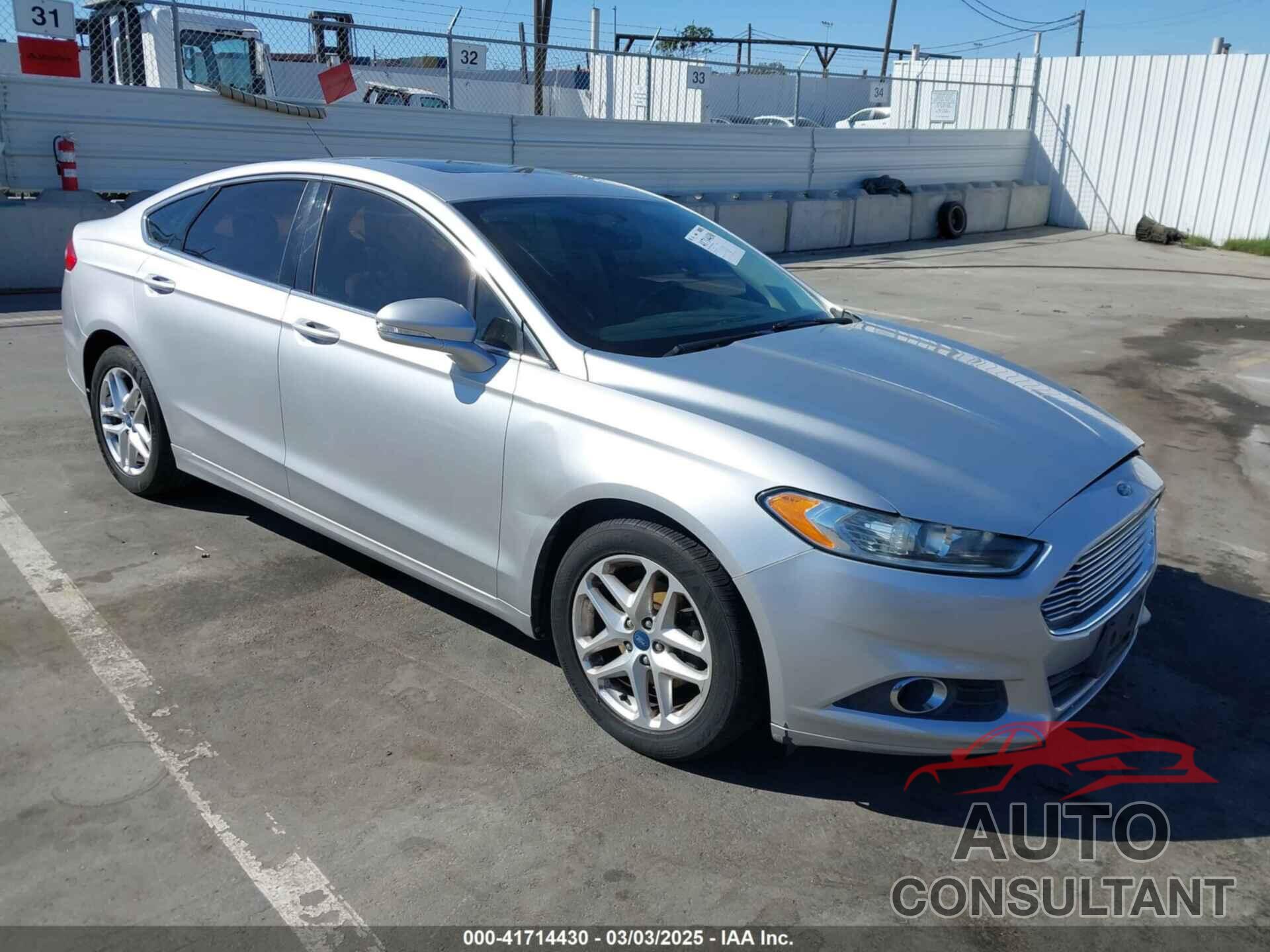 FORD FUSION 2013 - 3FA6P0HR8DR243639
