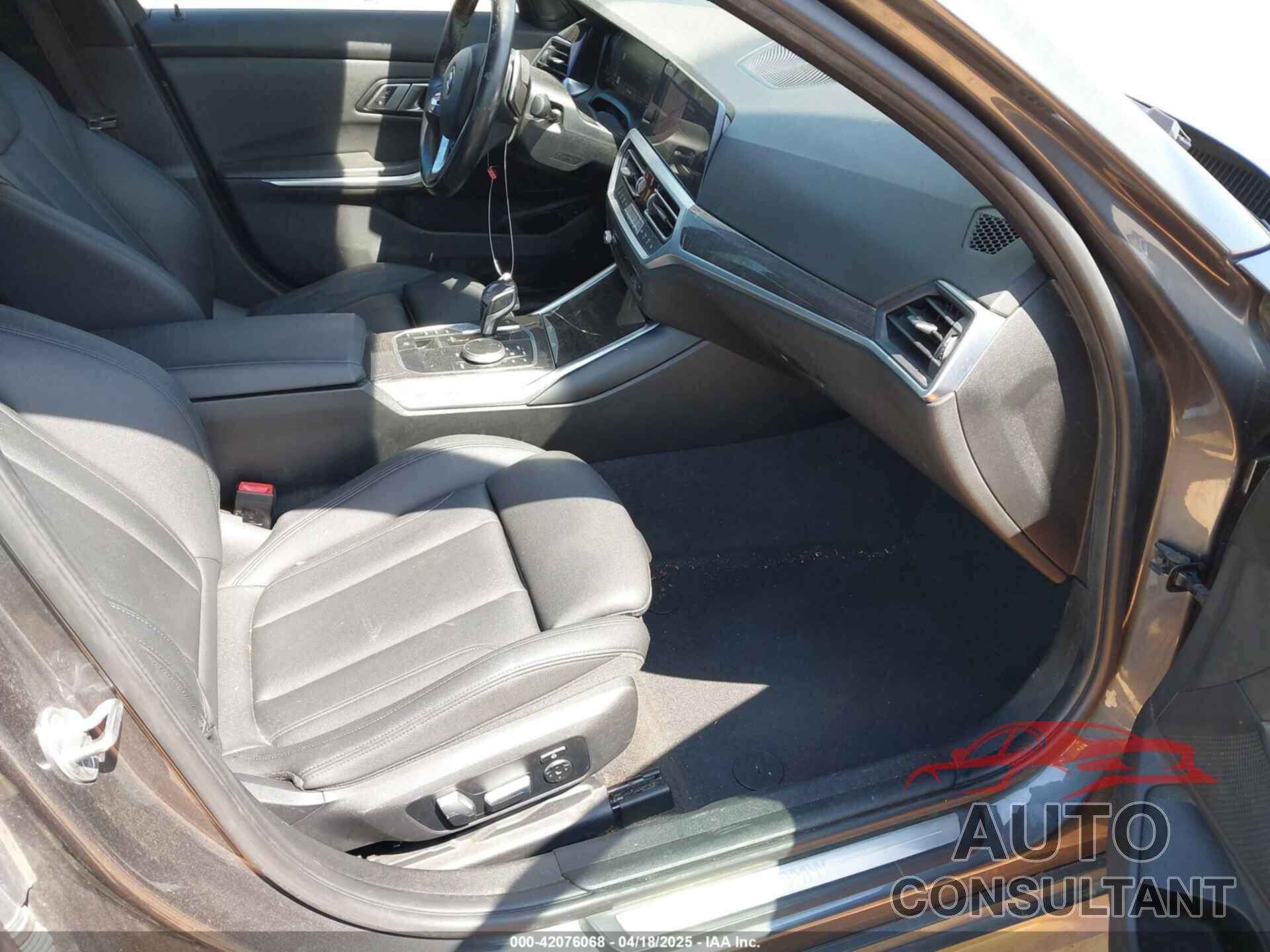 BMW 330I 2019 - WBA5R1C5XKFH00567