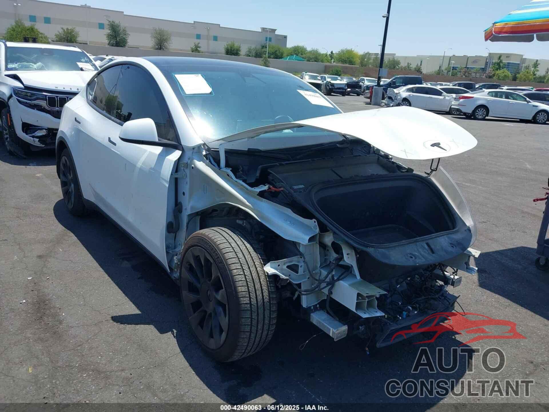 TESLA MODEL Y 2021 - 5YJYGDEE9MF269633