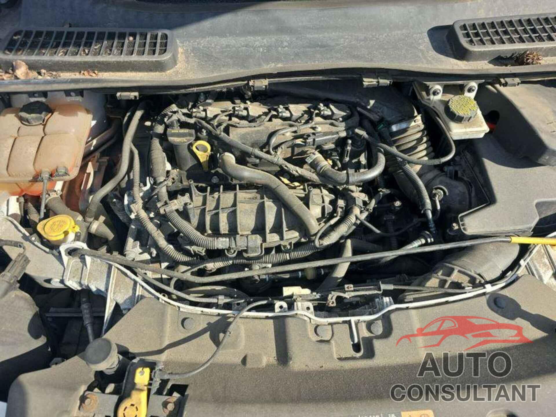FORD ESCAPE 2015 - 1FMCU9GX9FUB13662