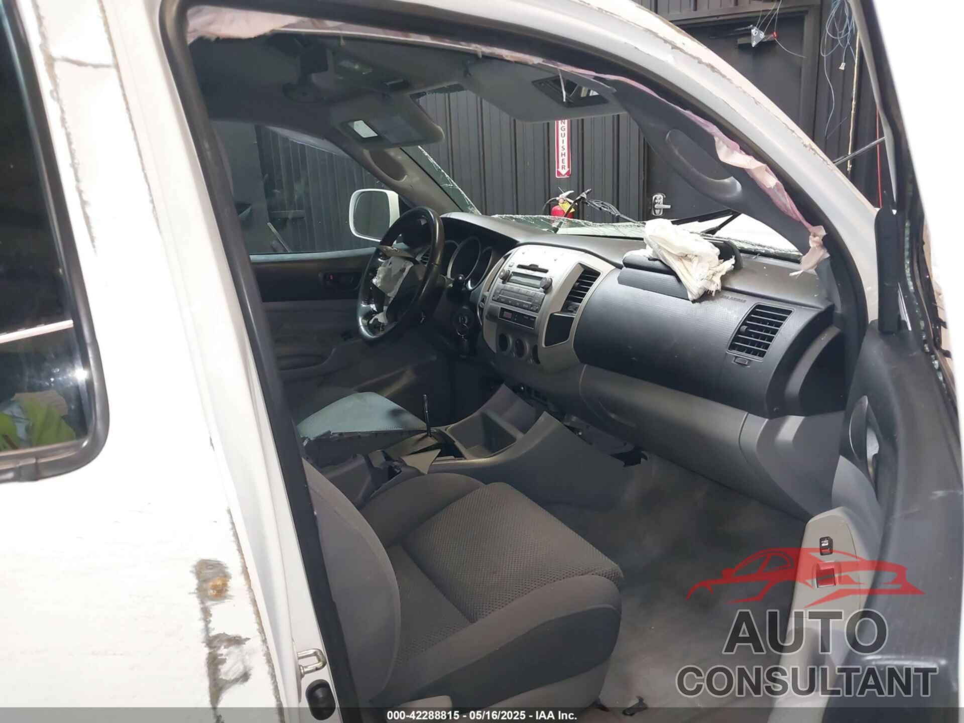 TOYOTA TACOMA 2010 - 5TEMU4FN1AZ738584