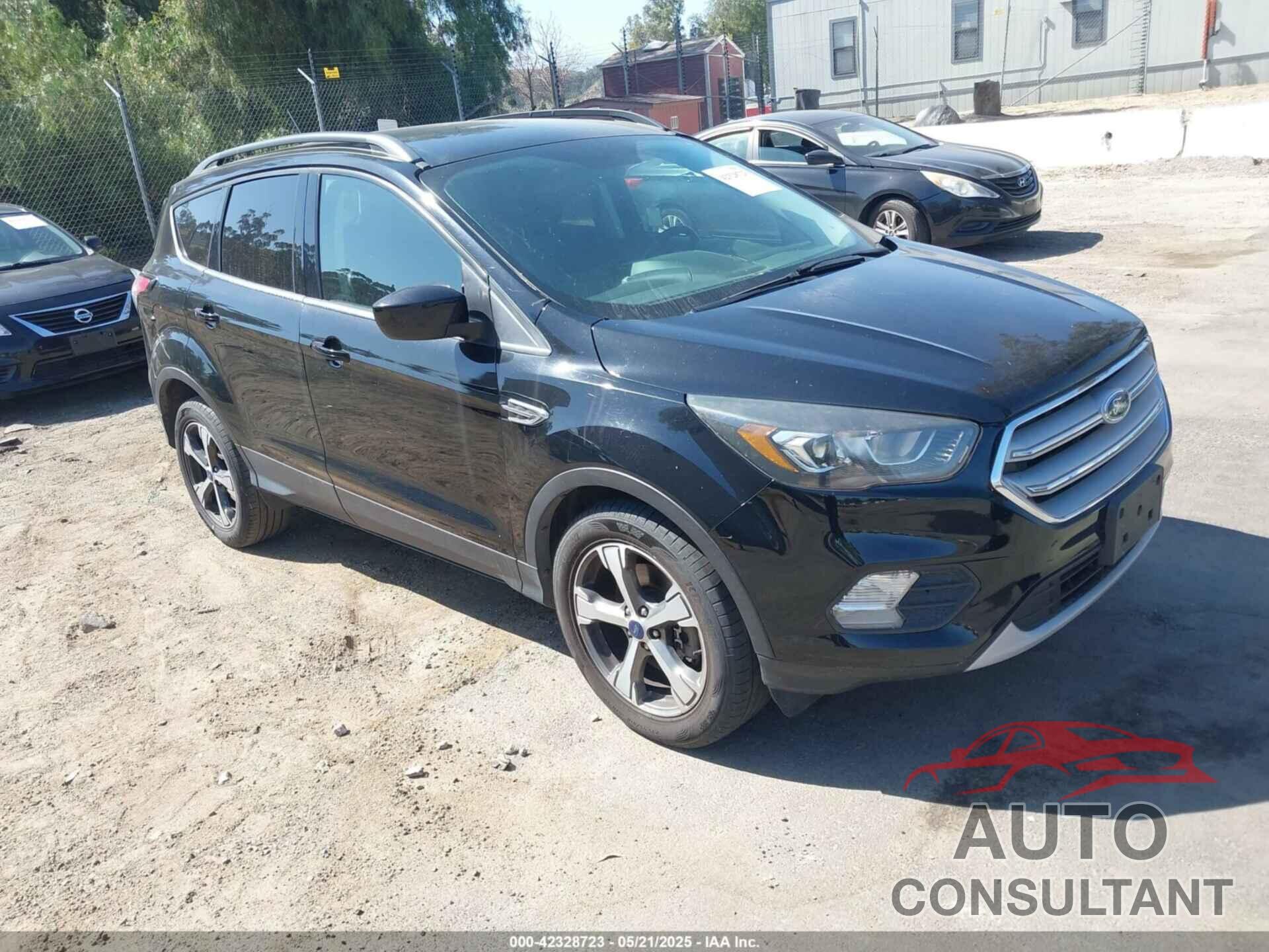 FORD ESCAPE 2018 - 1FMCU9HD5JUA31344