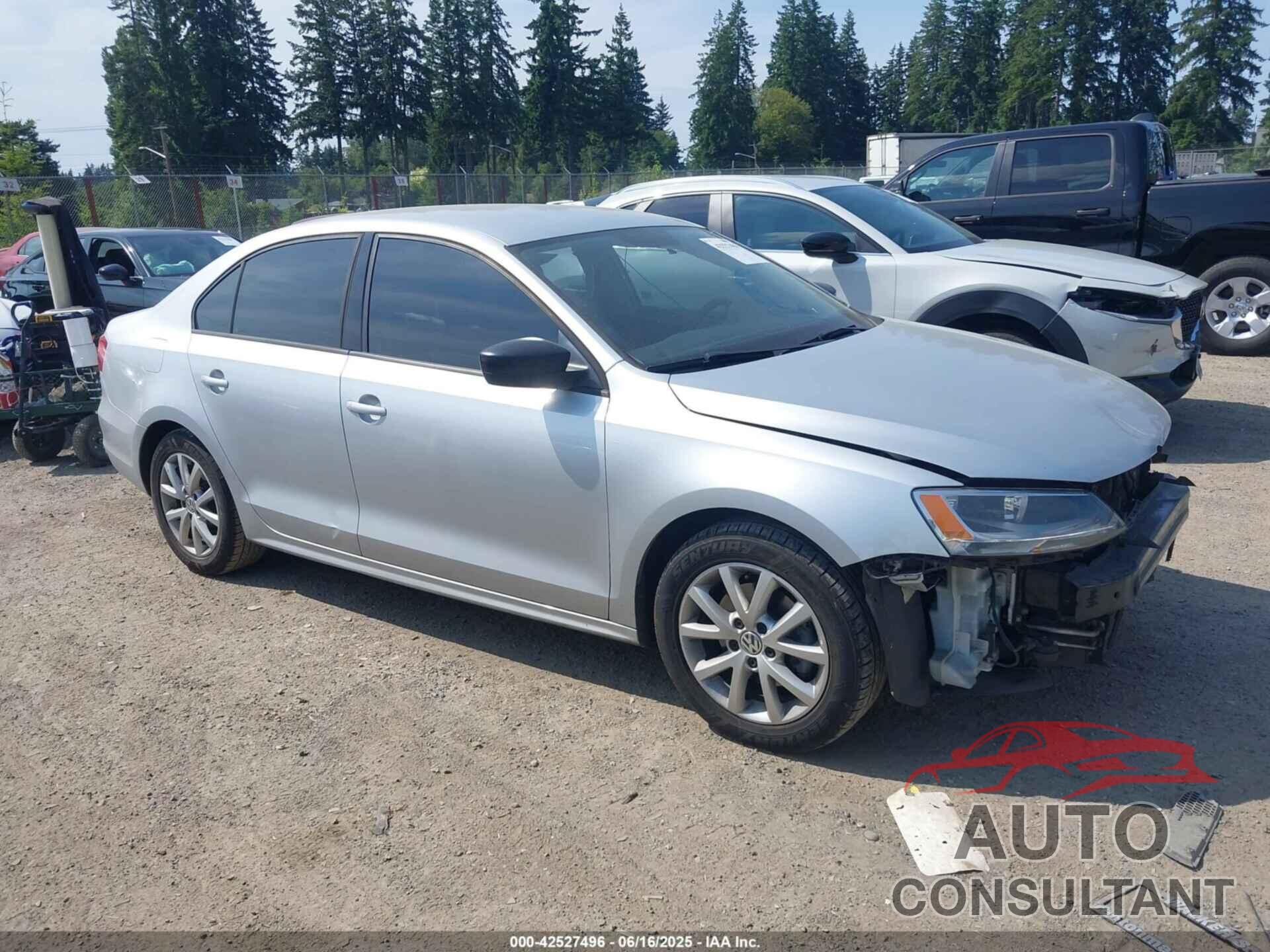 VOLKSWAGEN JETTA 2015 - 3VWD17AJ0FM271660