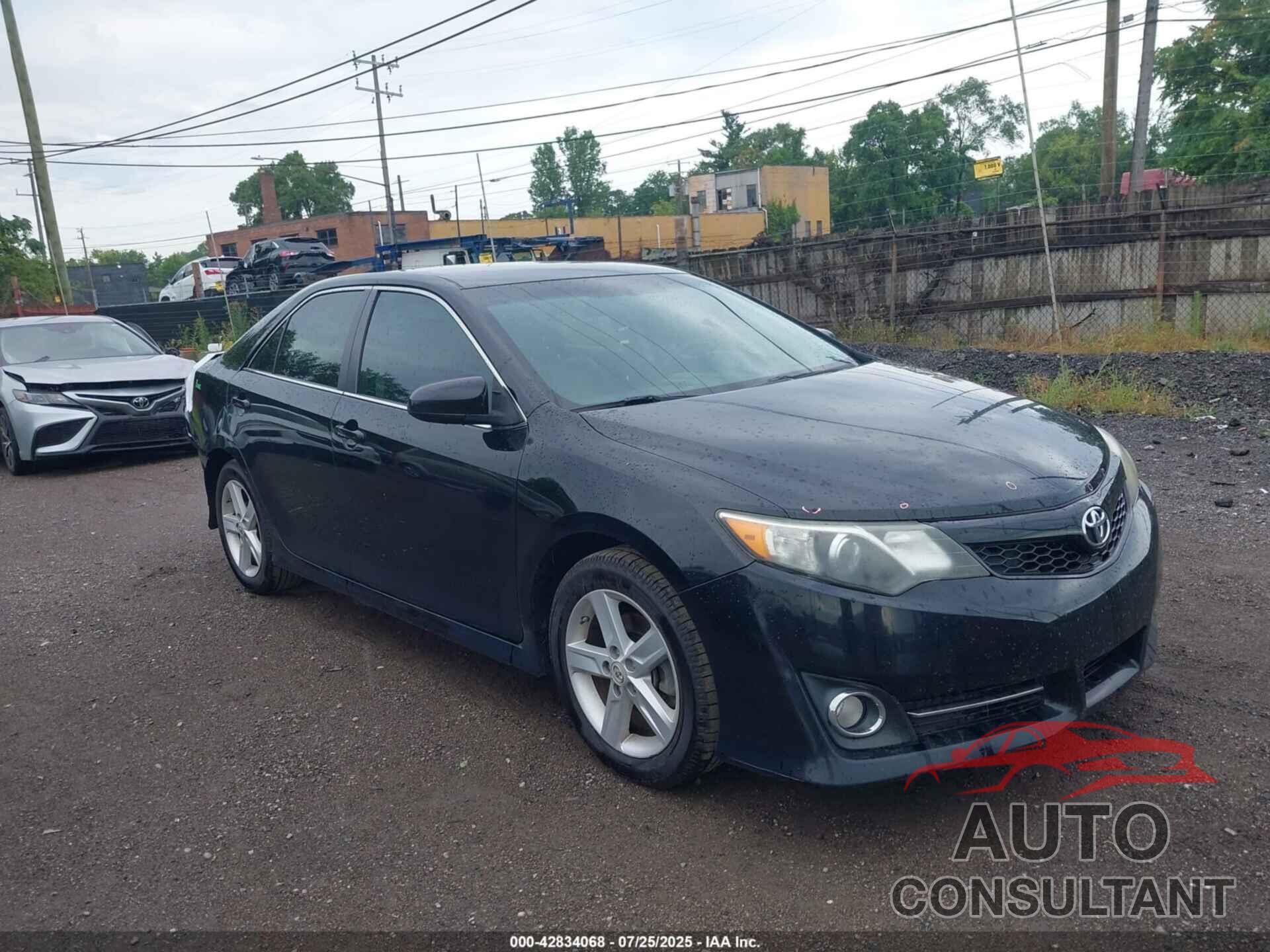 TOYOTA CAMRY 2012 - 4T1BF1FK4CU133634