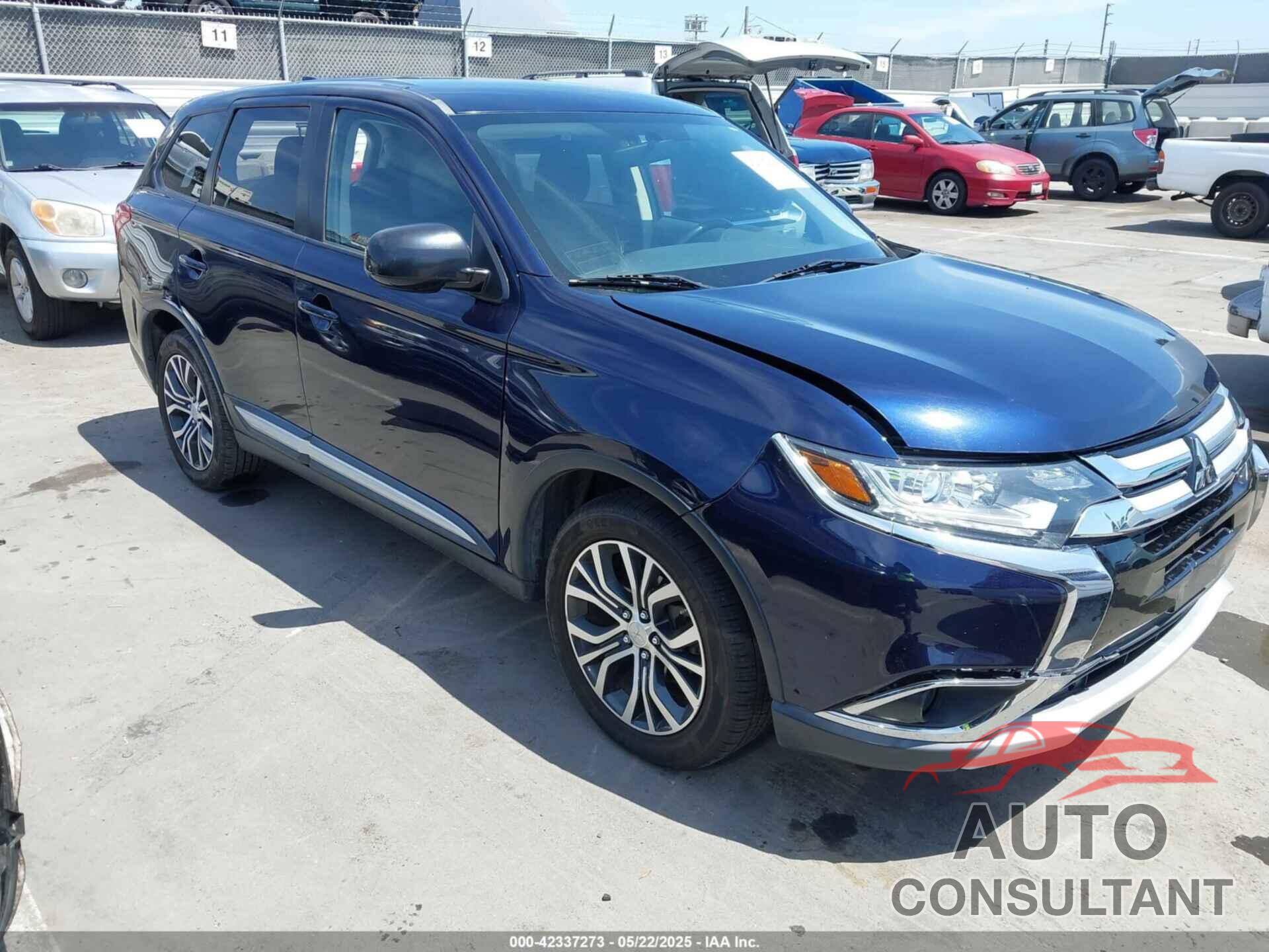MITSUBISHI OUTLANDER 2017 - JA4AD2A33HZ033749
