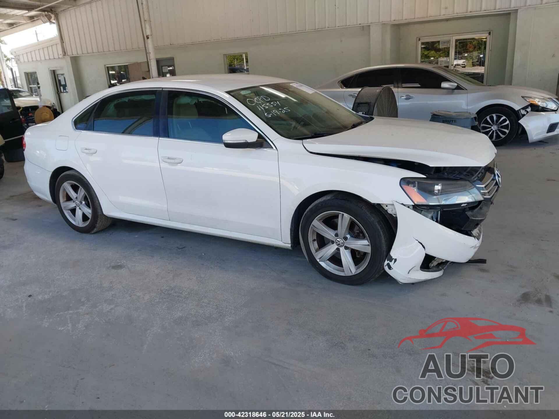 VOLKSWAGEN PASSAT 2013 - 1VWBP7A39DC114411