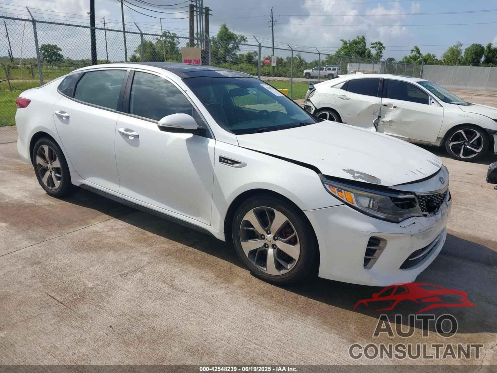 KIA OPTIMA 2016 - 5XXGW4L28GG019177