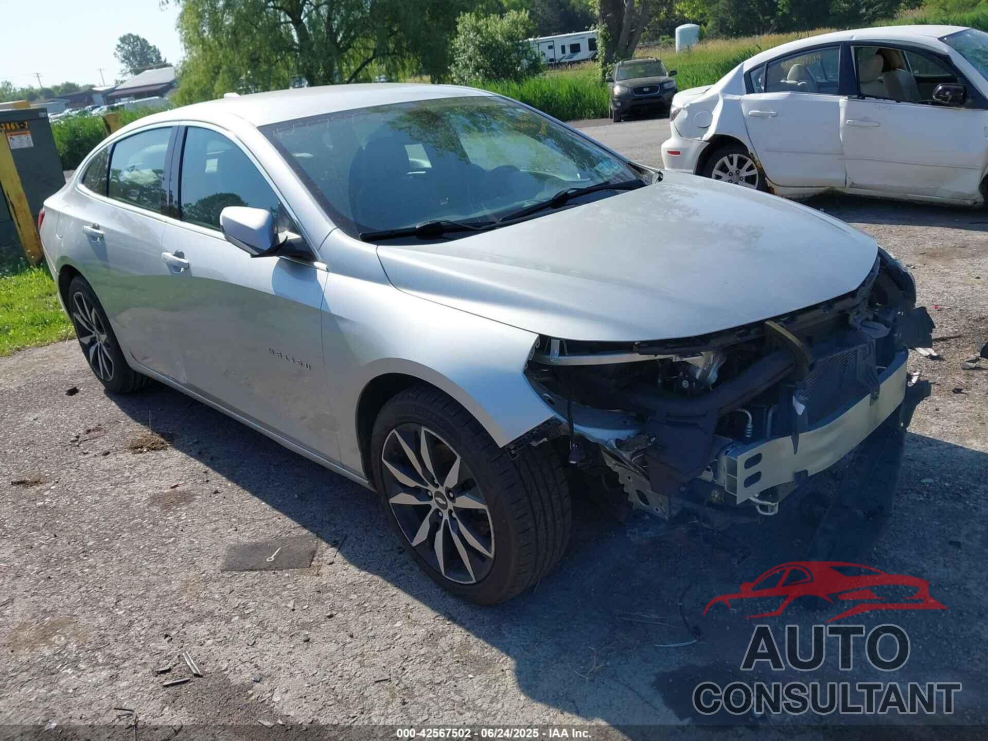 CHEVROLET MALIBU 2017 - 1G1ZE5ST1HF274421