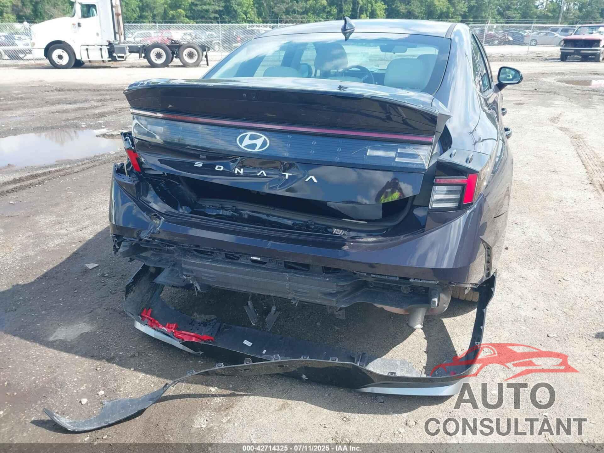 HYUNDAI SONATA 2024 - KMHL64JA5RA380367