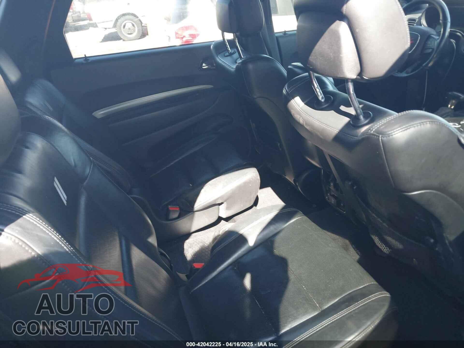 DODGE DURANGO 2019 - 1C4SDJCT7KC848032