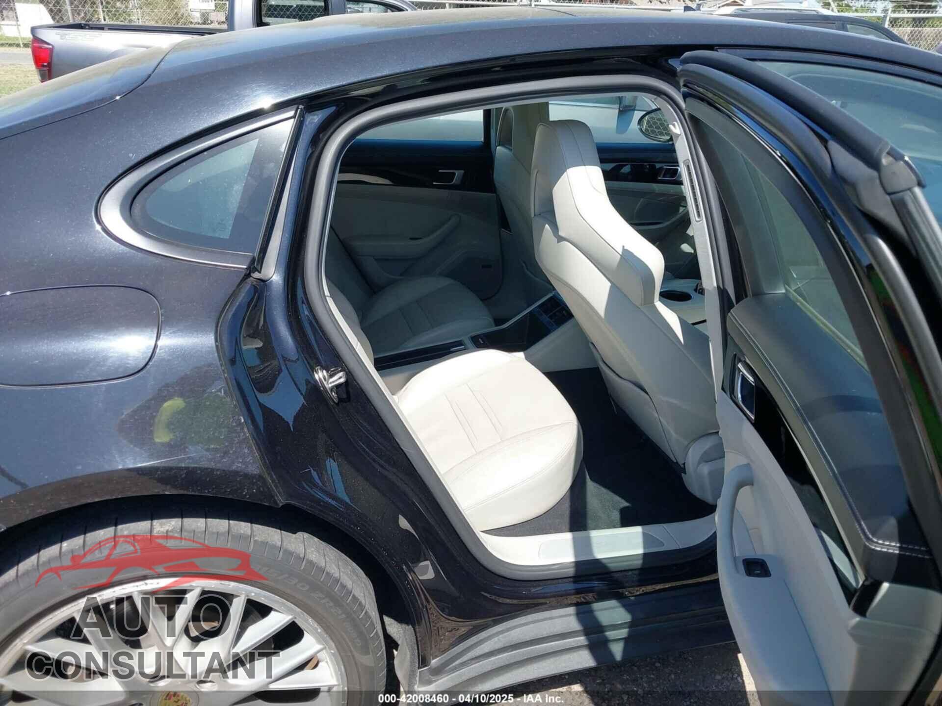 PORSCHE PANAMERA 2017 - WP0AA2A75HL100467