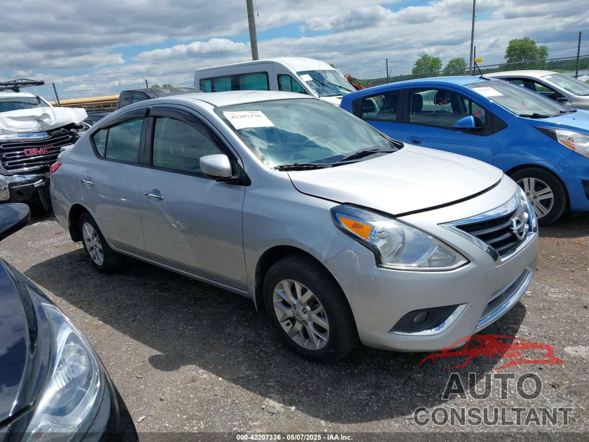 NISSAN VERSA 2018 - 3N1CN7AP9JL888144
