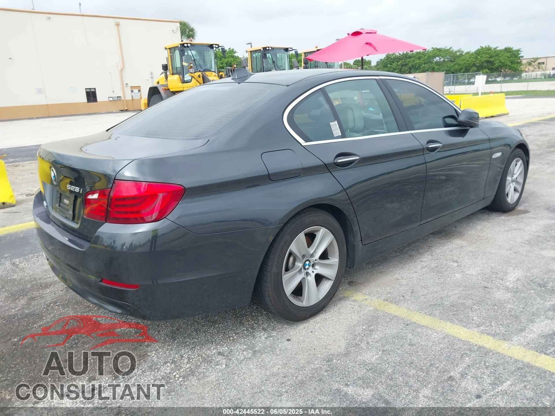 BMW 528I 2013 - WBAXG5C52DD231623
