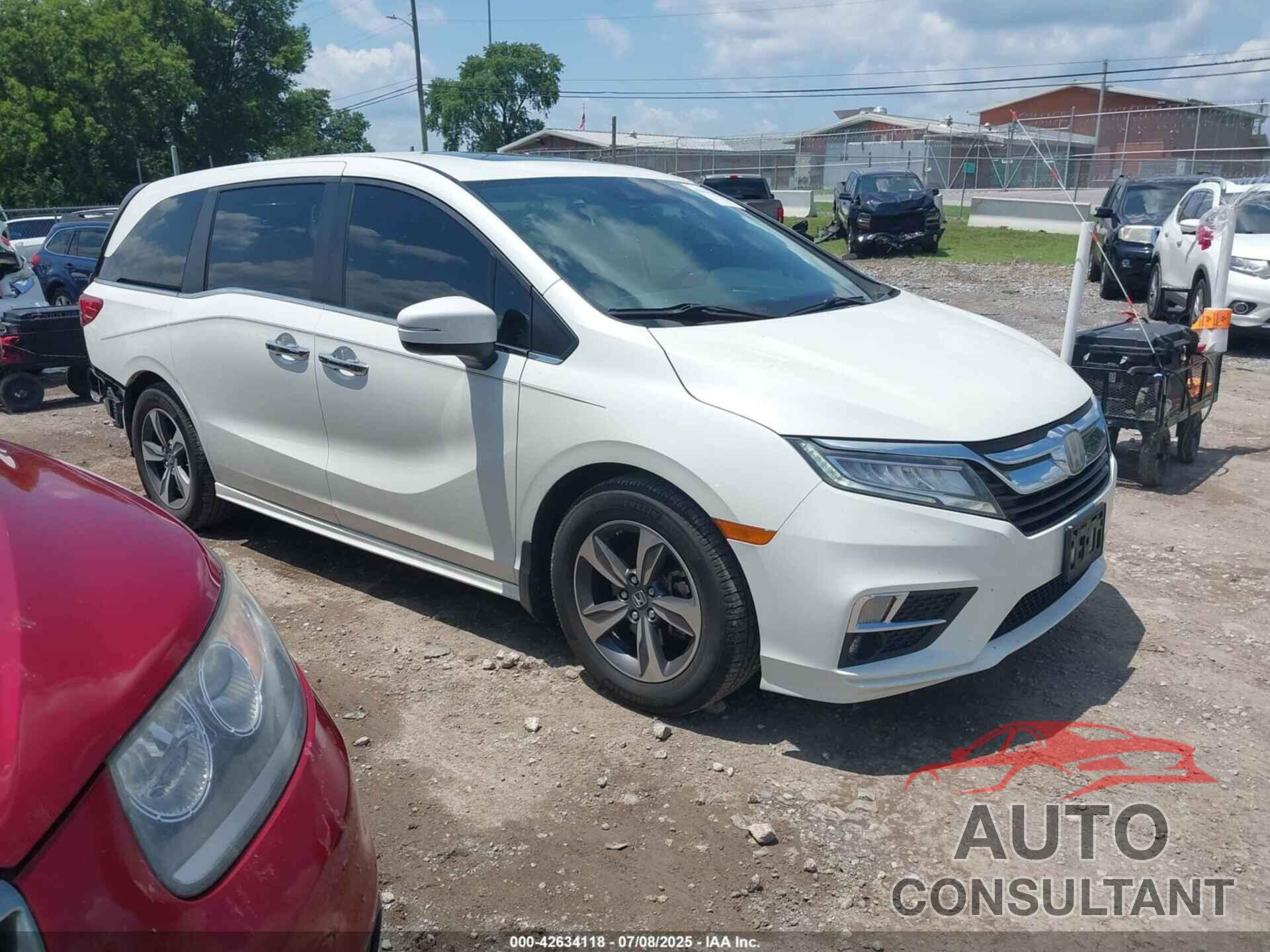 HONDA ODYSSEY 2018 - 5FNRL6H84JB035980
