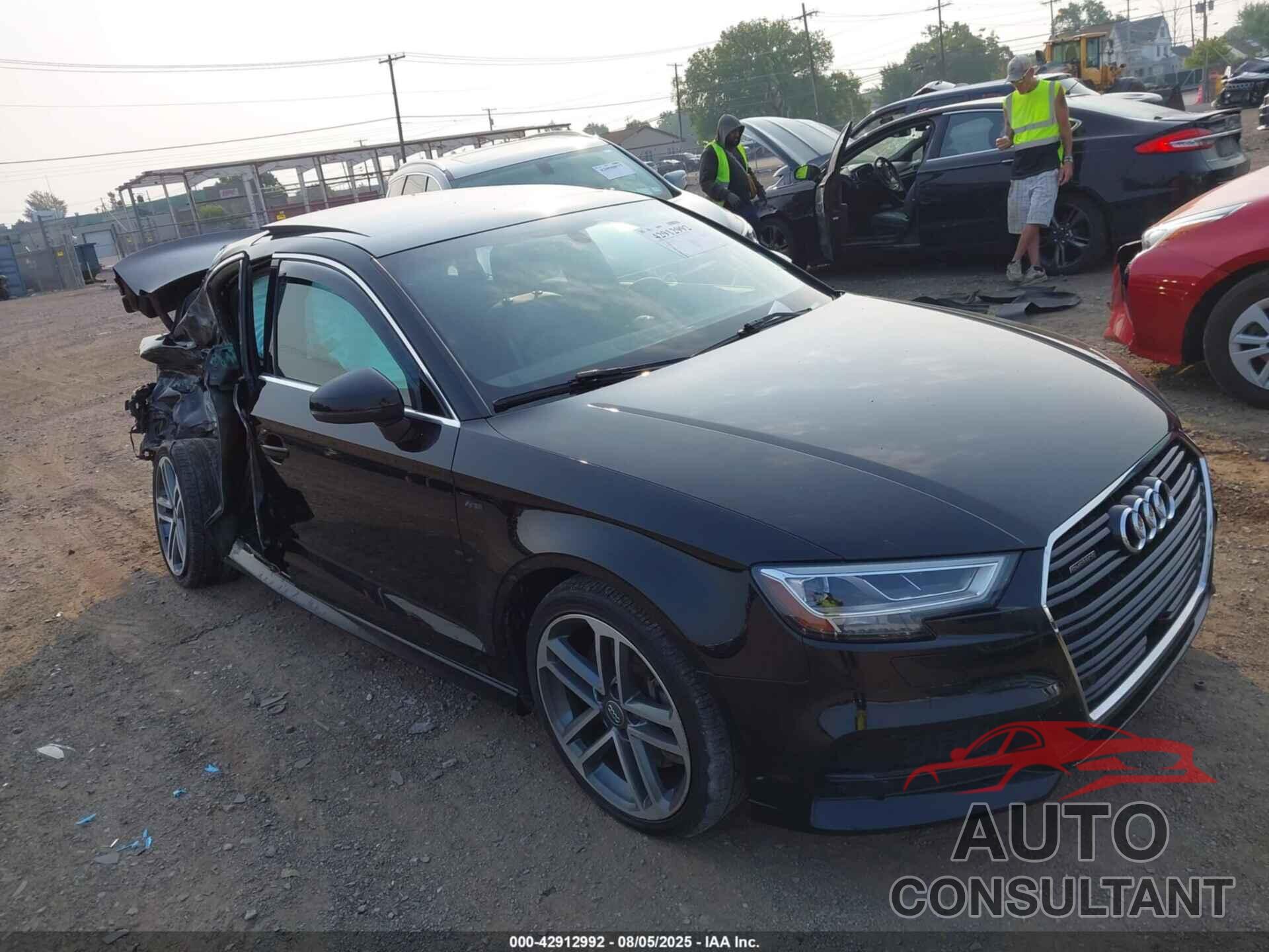 AUDI A3 2019 - WAUJEGFF9K1018372