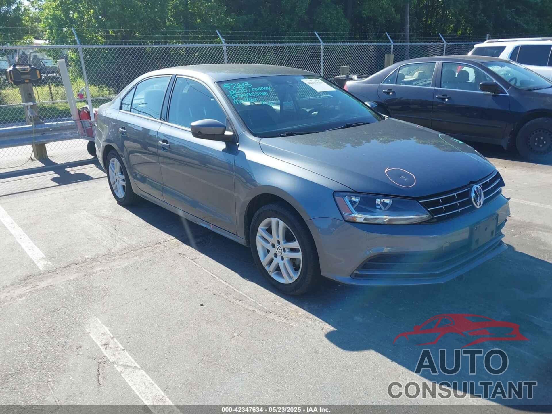 VOLKSWAGEN JETTA 2018 - 3VW2B7AJ9JM260671