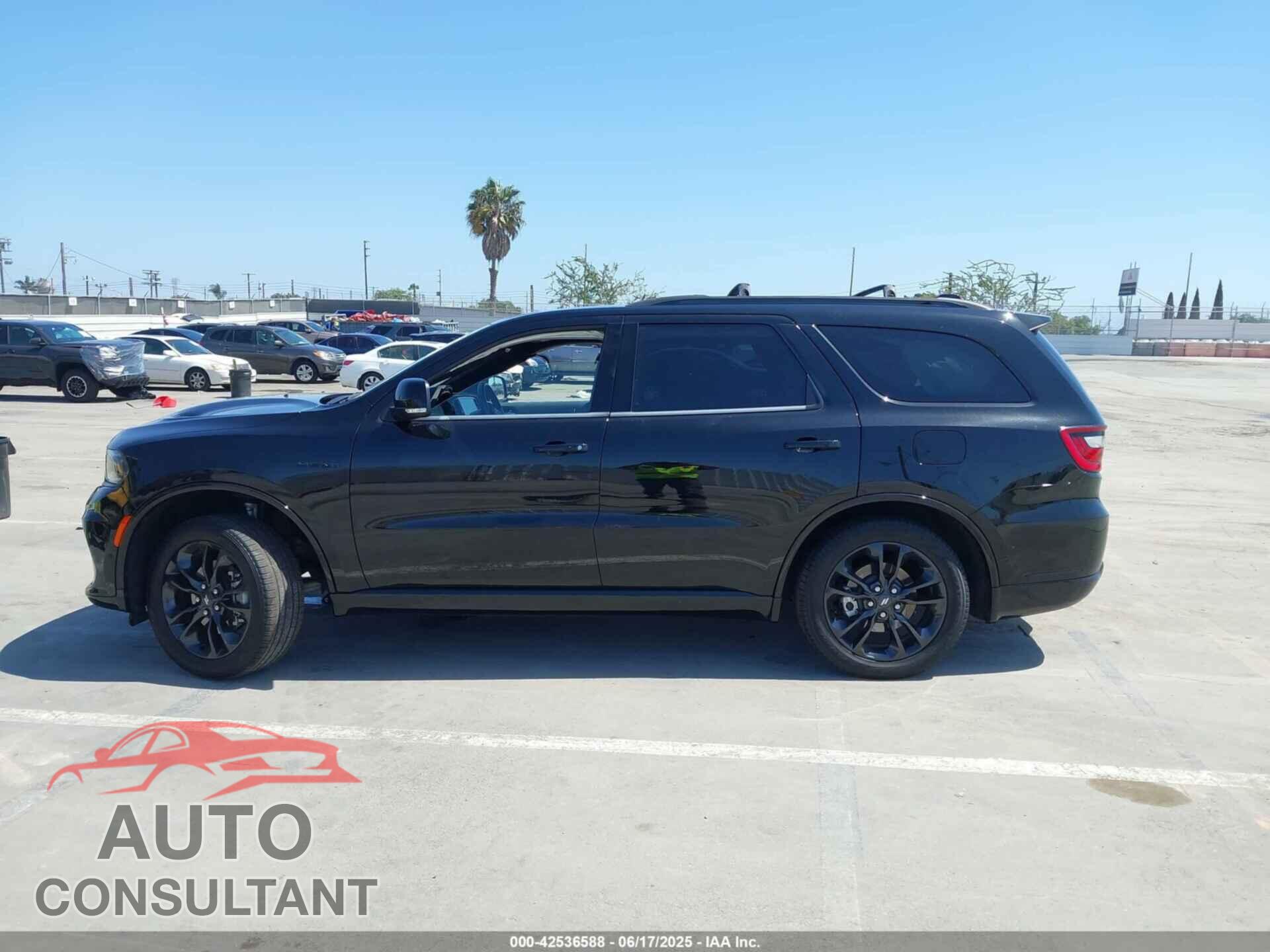 DODGE DURANGO 2023 - 1C4SDHCT7PC579370