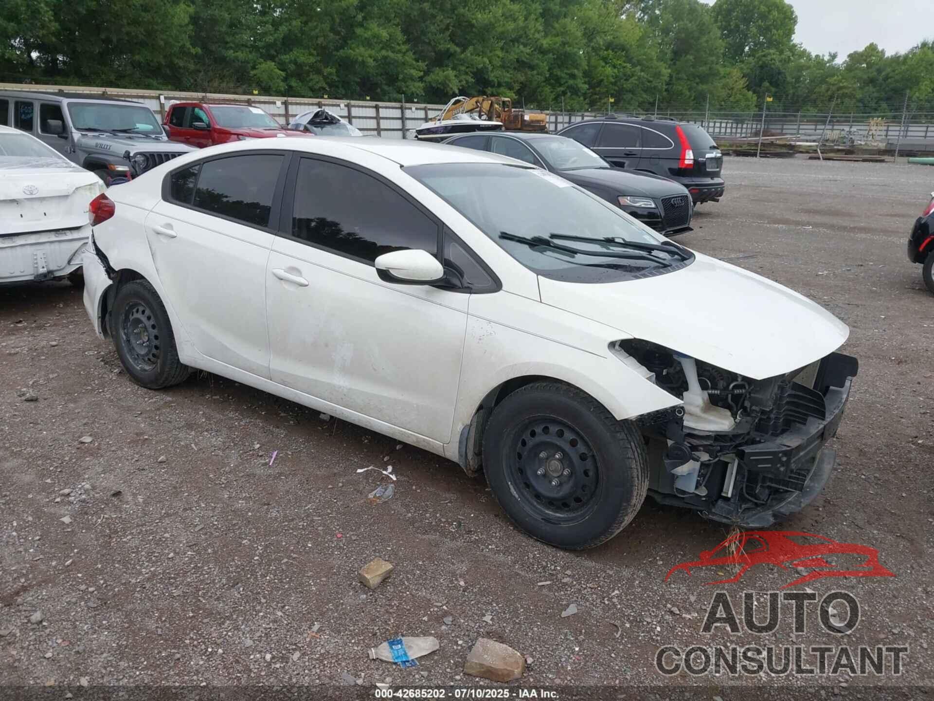 KIA FORTE 2018 - 3KPFK4A71JE233658