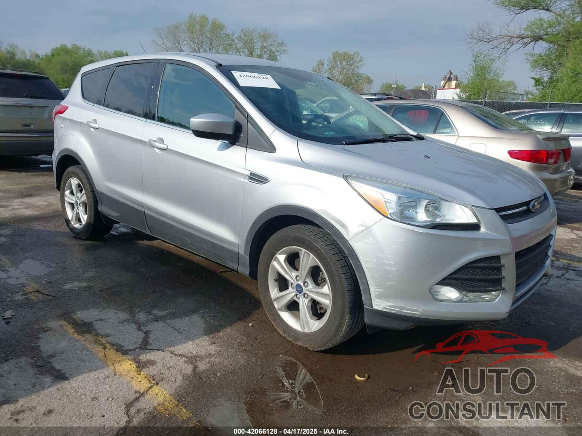 FORD ESCAPE 2015 - 1FMCU9GX5FUC62439