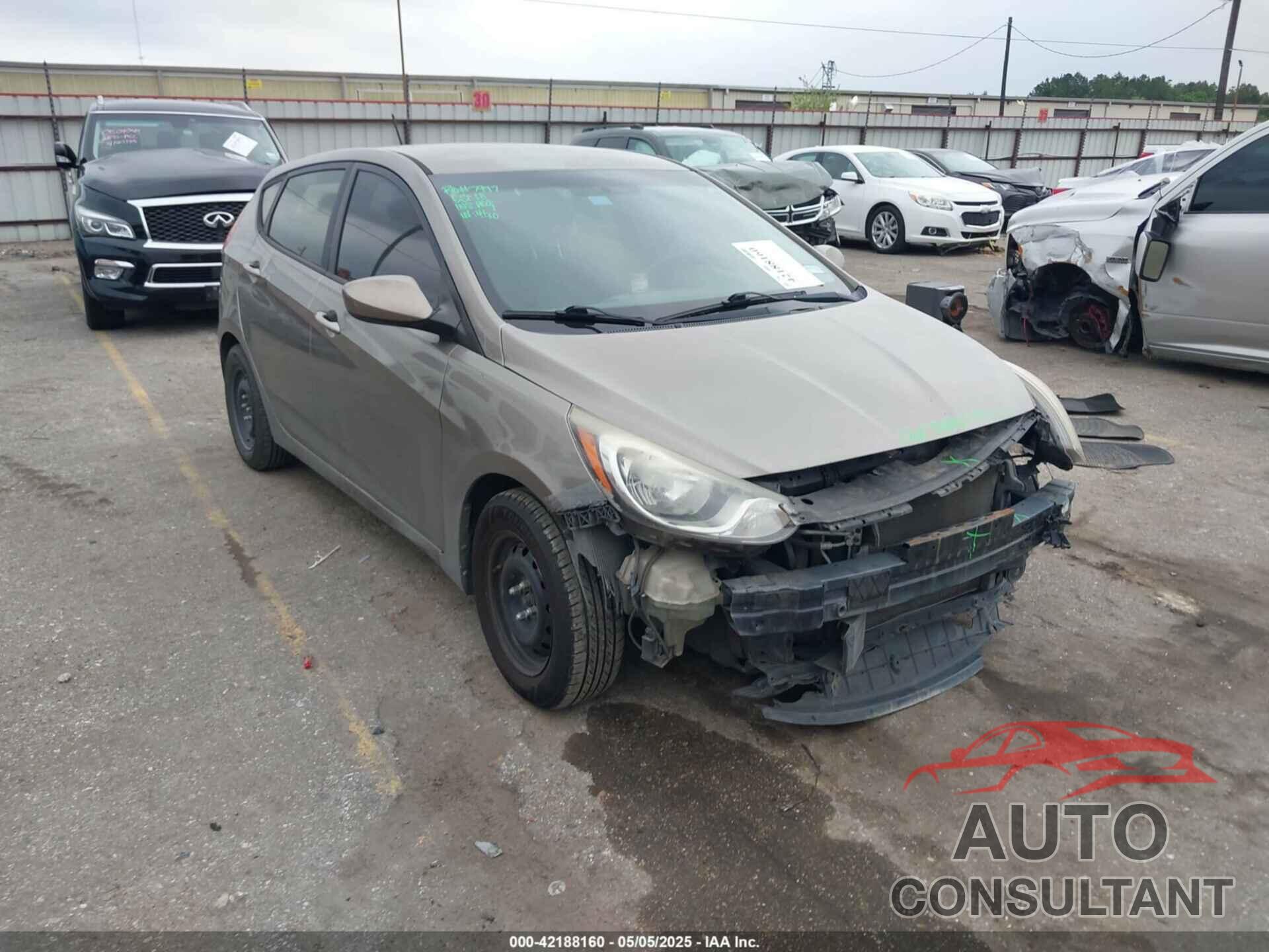 HYUNDAI ACCENT 2014 - KMHCT5AE6EU157393