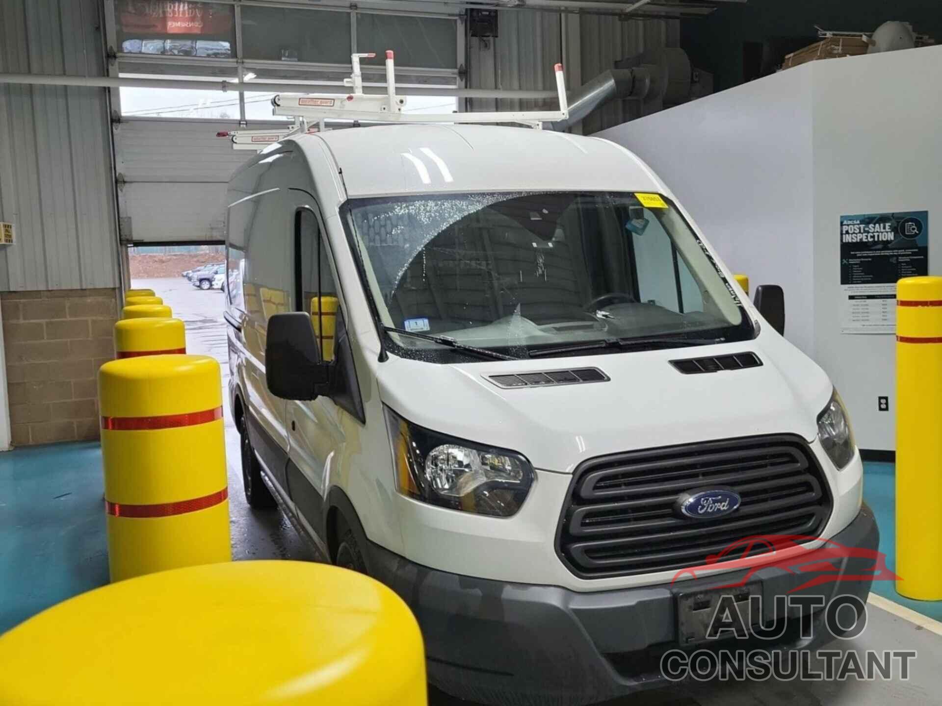 FORD TRANSIT 2018 - 1FTYE1CM2JKB28142