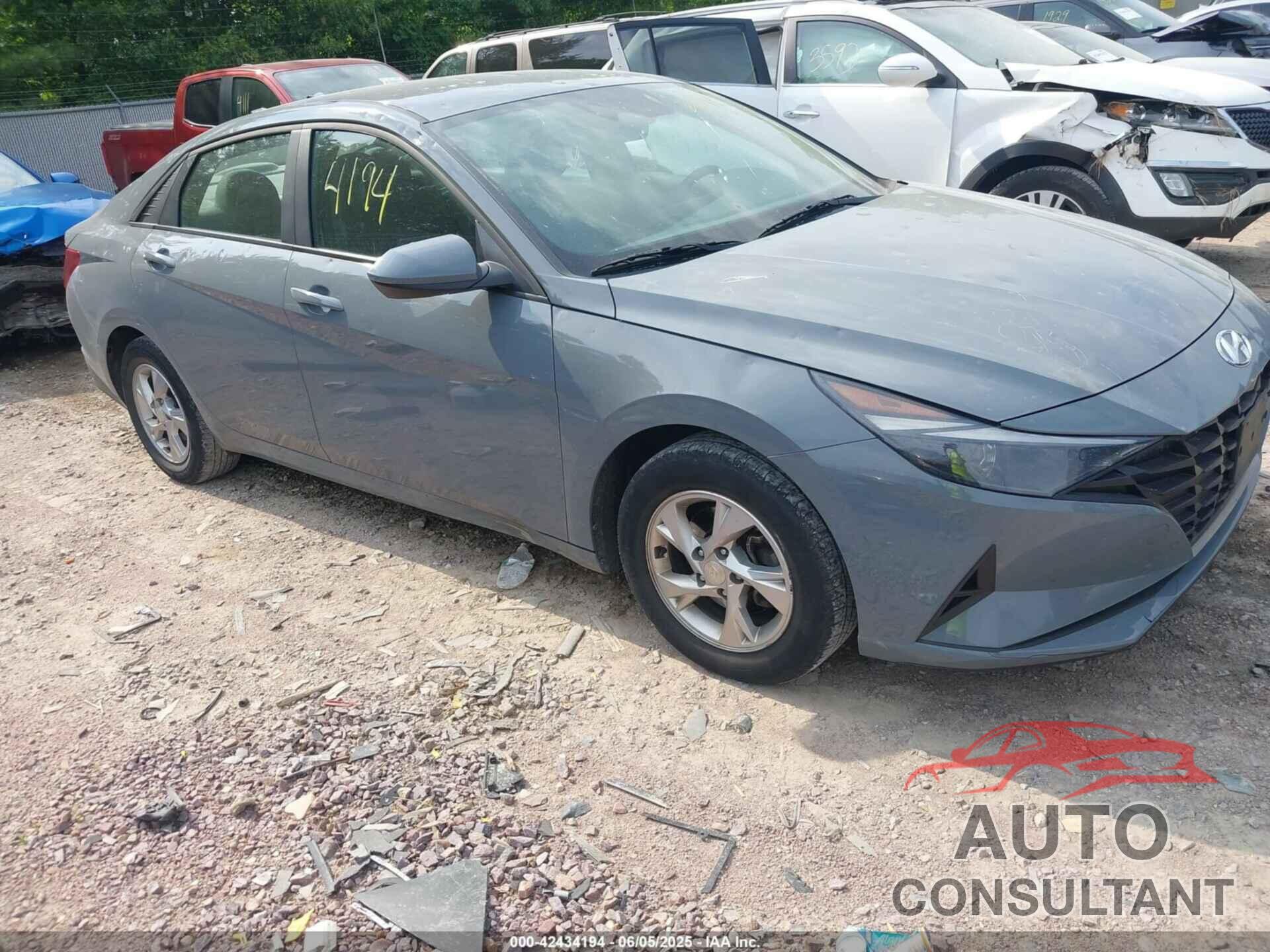 HYUNDAI ELANTRA 2022 - KMHLL4AG1NU264833