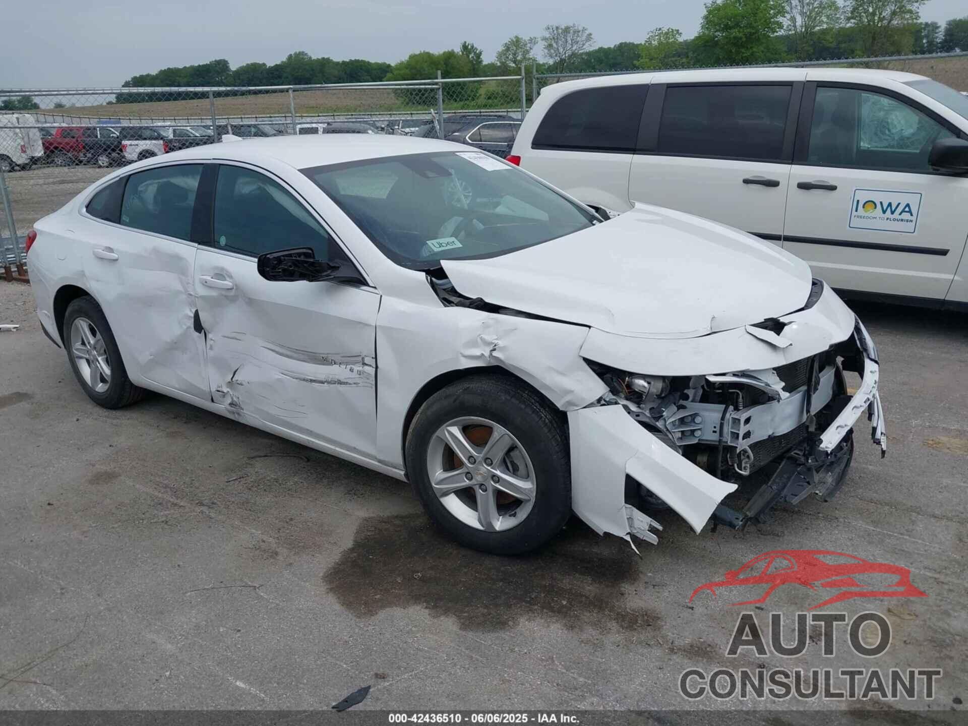 CHEVROLET MALIBU 2023 - 1G1ZD5ST3PF229577
