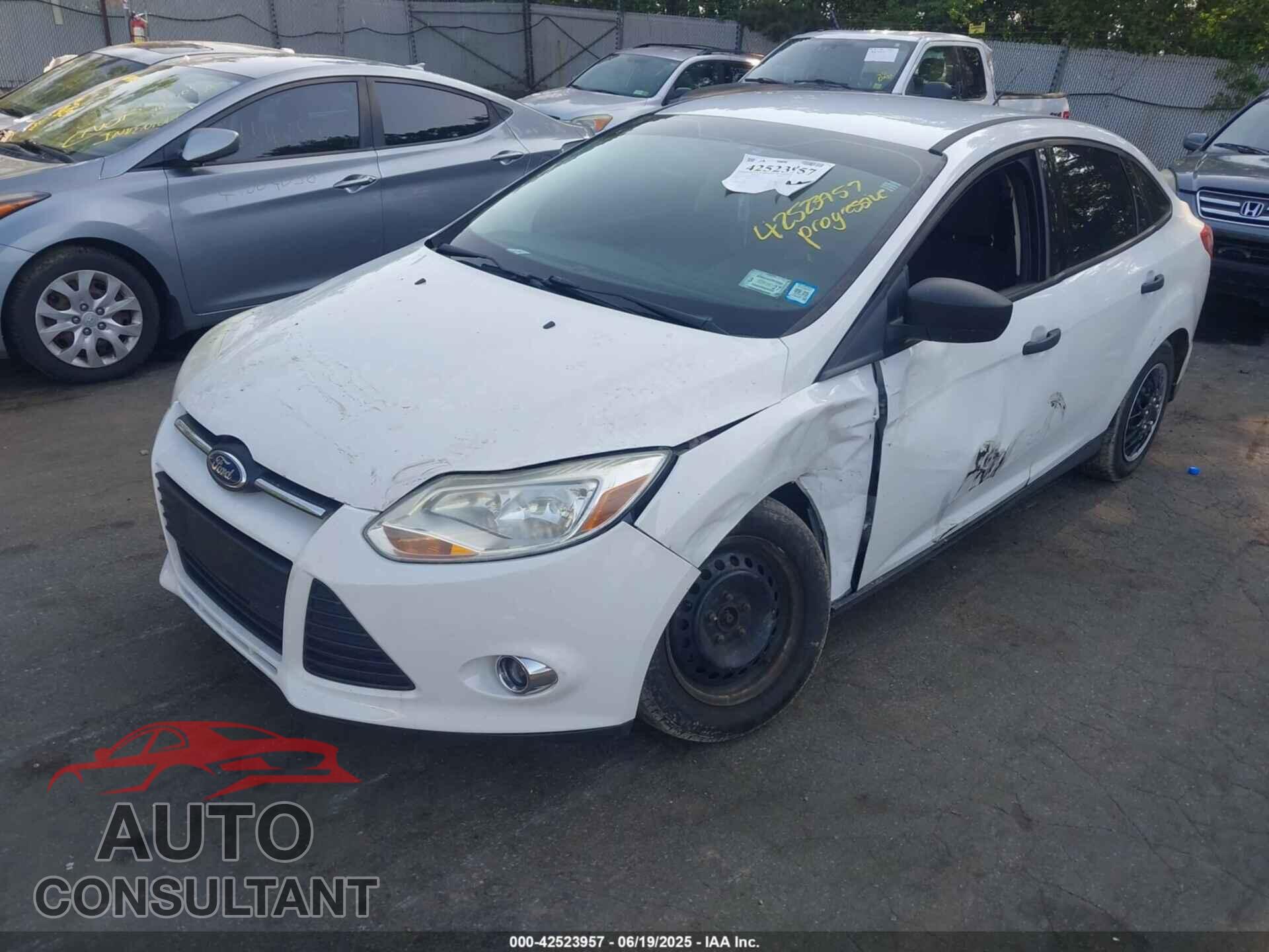 FORD FOCUS 2012 - 1FAHP3E28CL276235