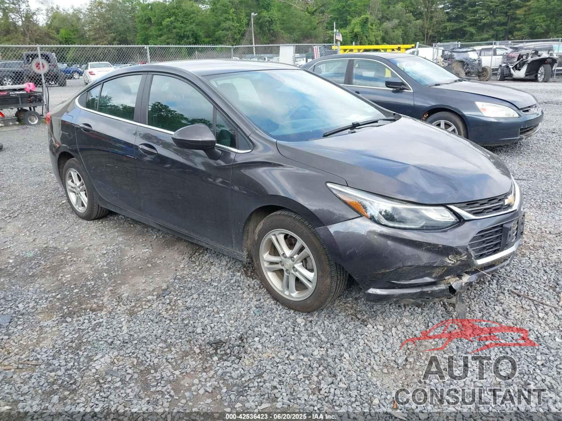 CHEVROLET CRUZE 2017 - 1G1BE5SM5H7265192