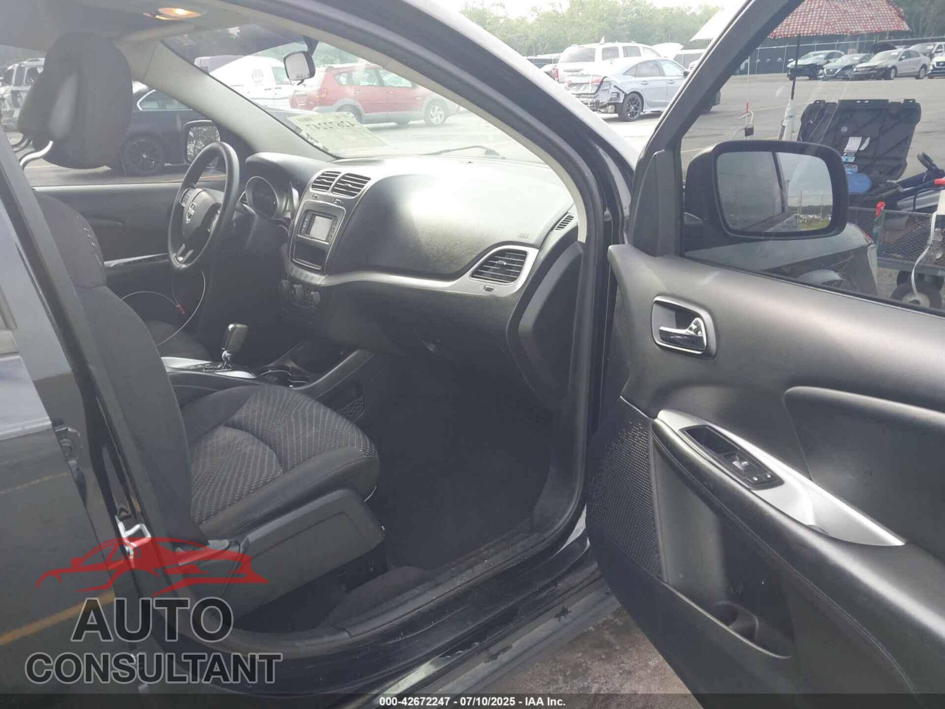 DODGE JOURNEY 2017 - 3C4PDCAB4HT524352