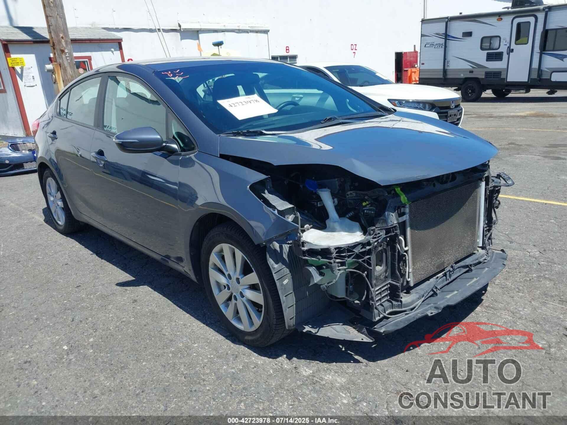 KIA FORTE 2016 - KNAFX4A6XG5590184