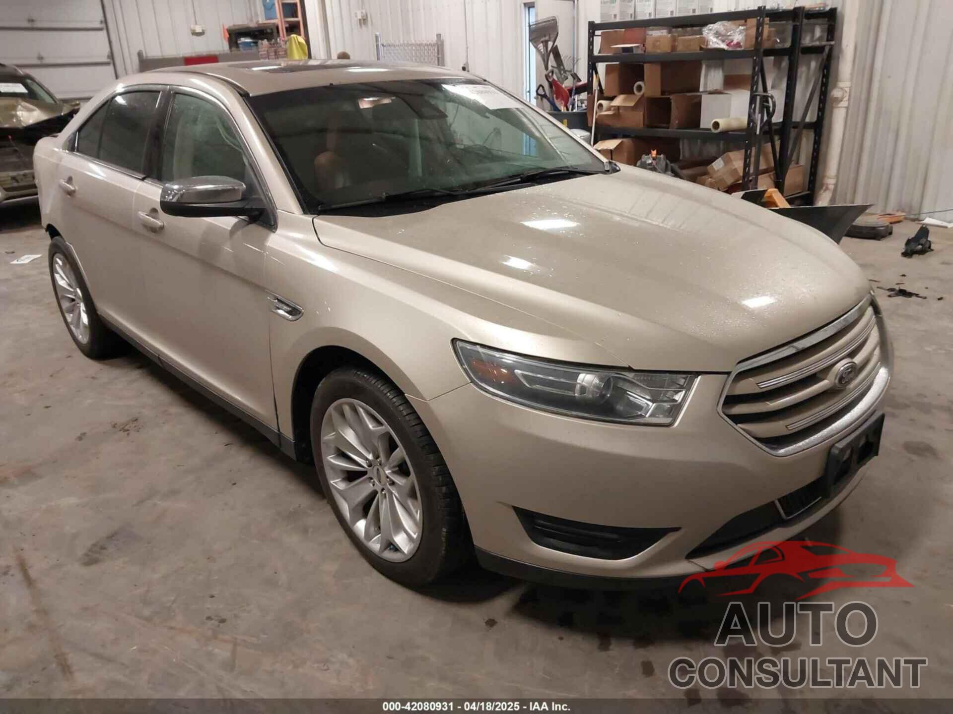 FORD TAURUS 2018 - 1FAHP2F87JG124059