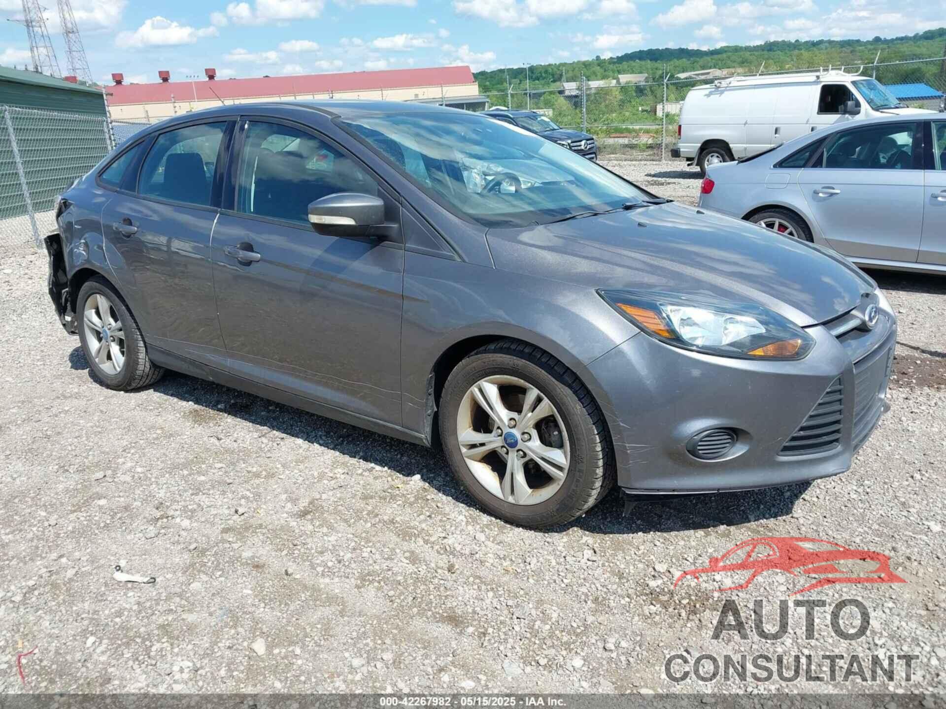 FORD FOCUS 2014 - 1FADP3F2XEL136526