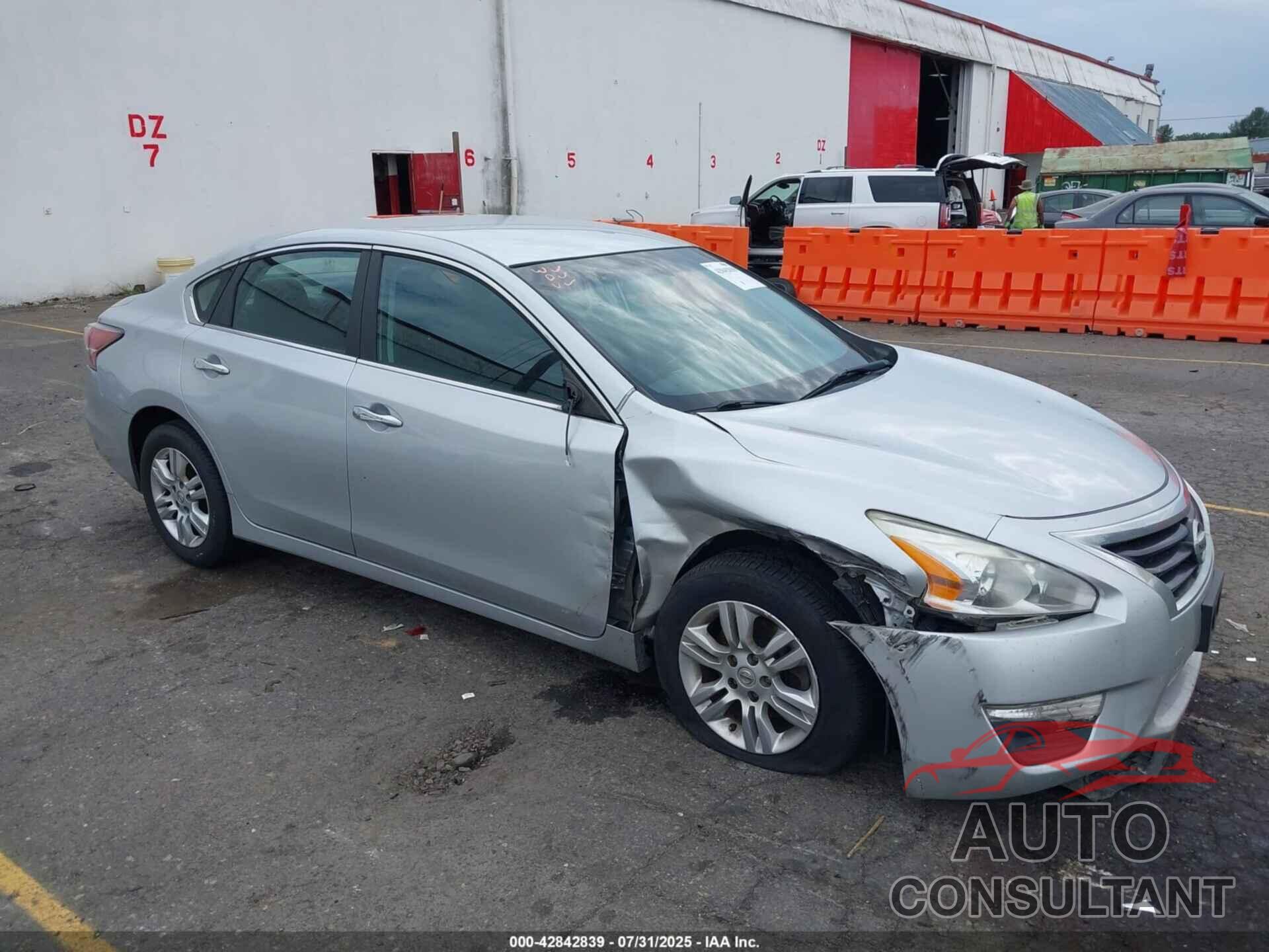 NISSAN ALTIMA 2015 - 1N4AL3AP4FC422018