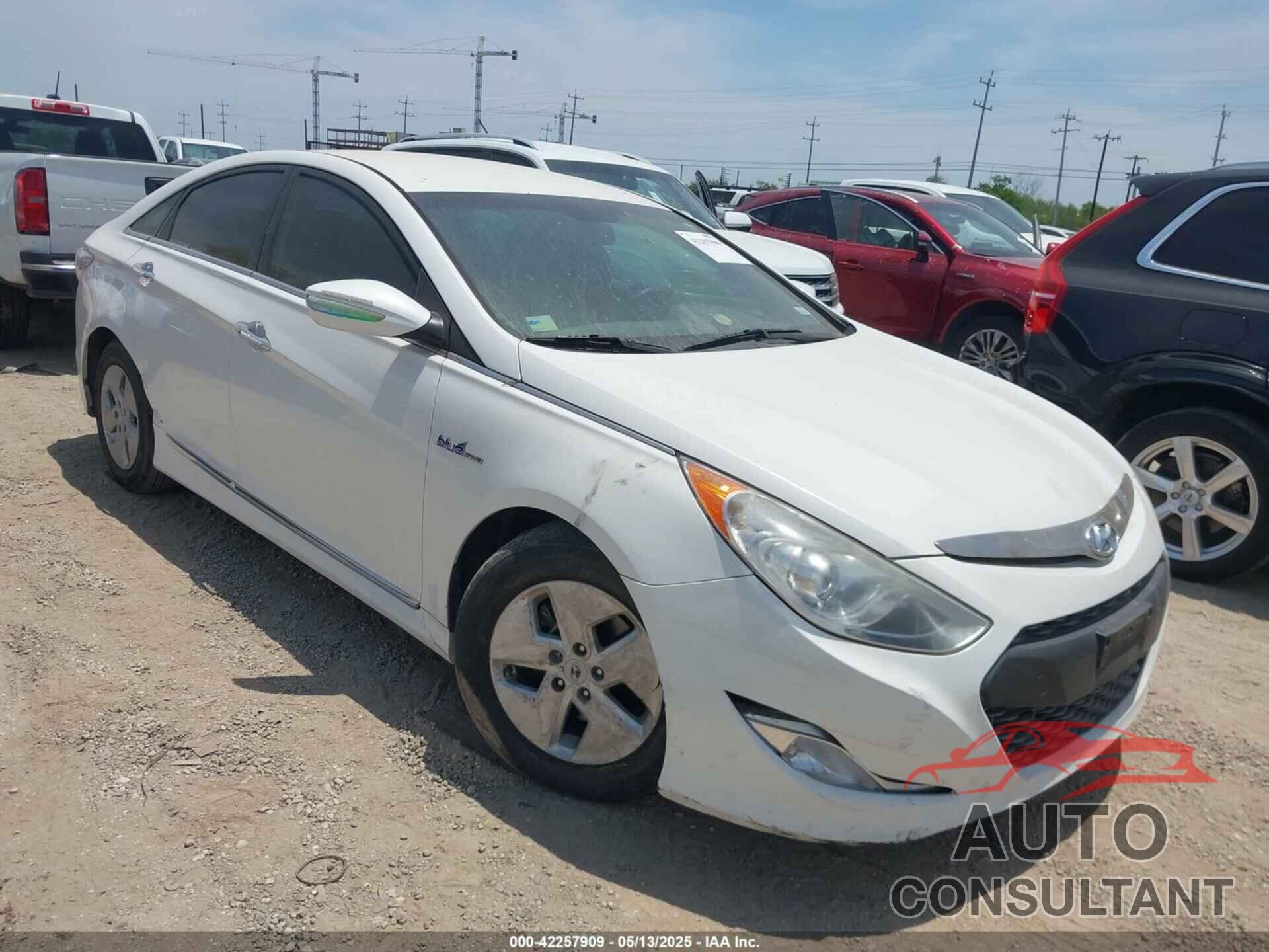 HYUNDAI SONATA HYBRID 2012 - KMHEC4A47CA044836