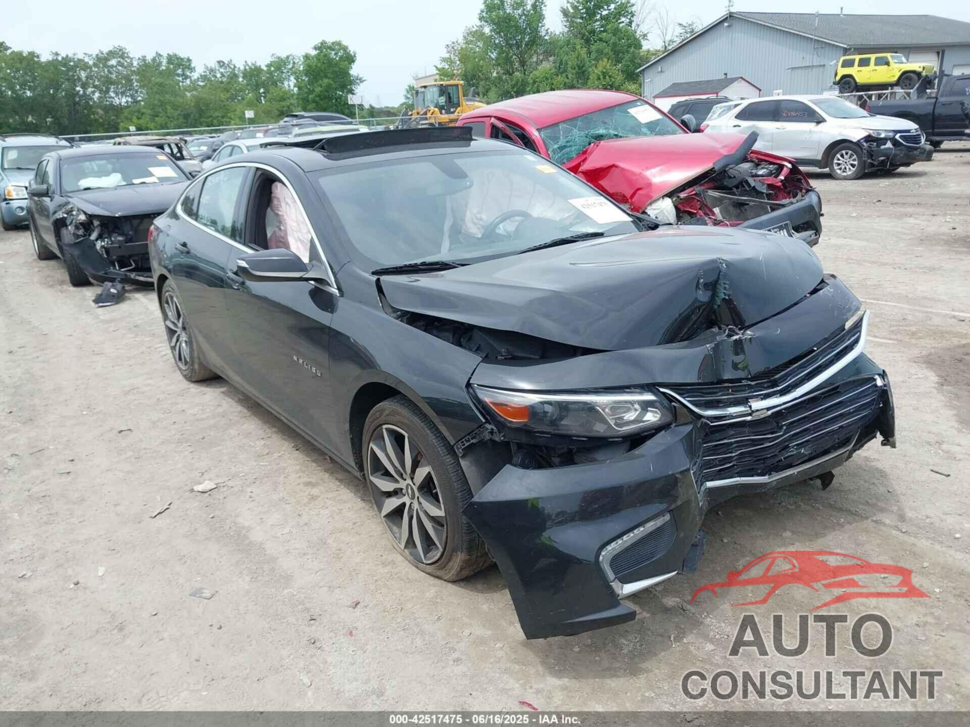 CHEVROLET MALIBU 2017 - 1G1ZE5ST5HF211810