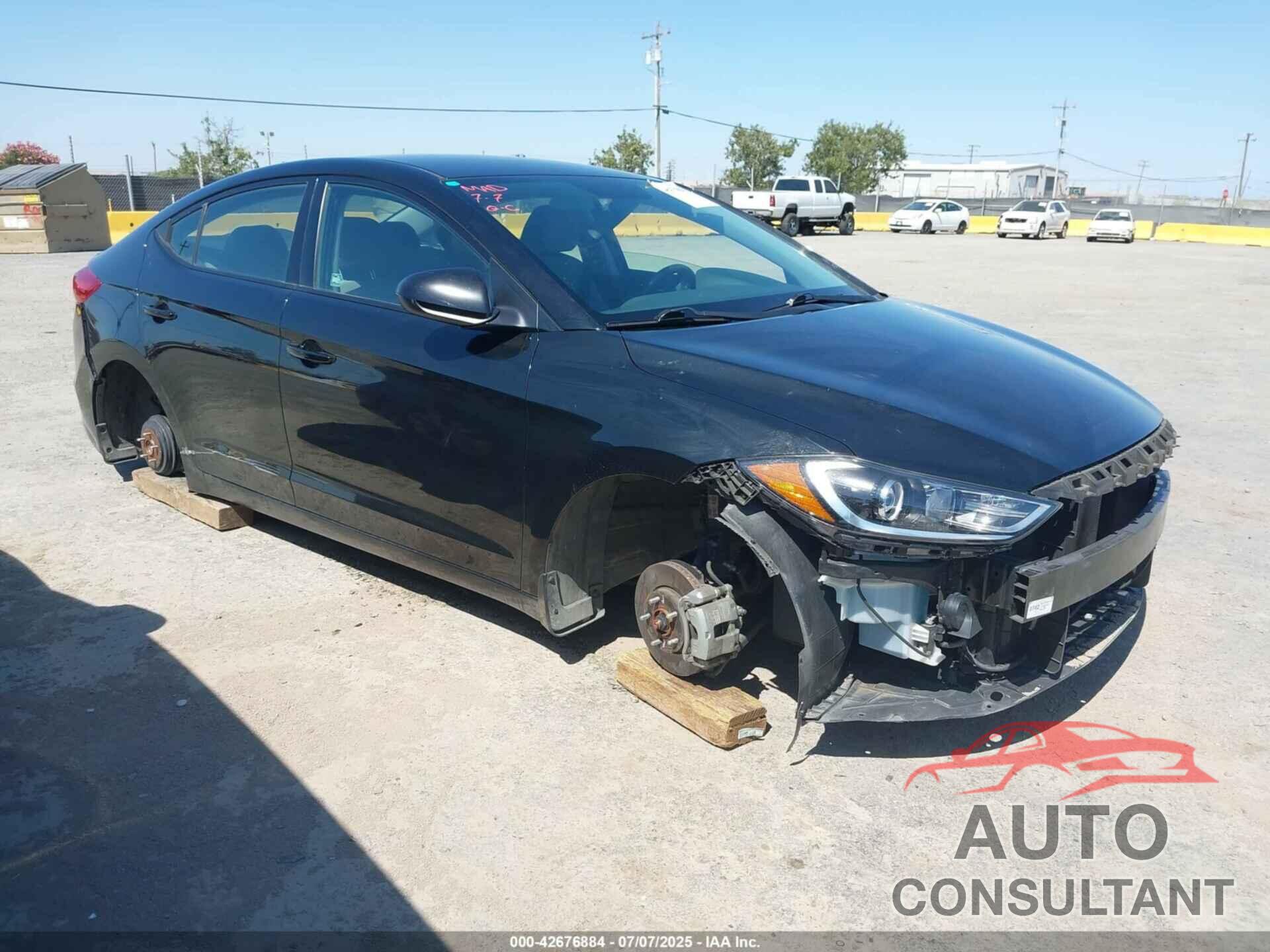 HYUNDAI ELANTRA 2018 - 5NPD74LF5JH380736