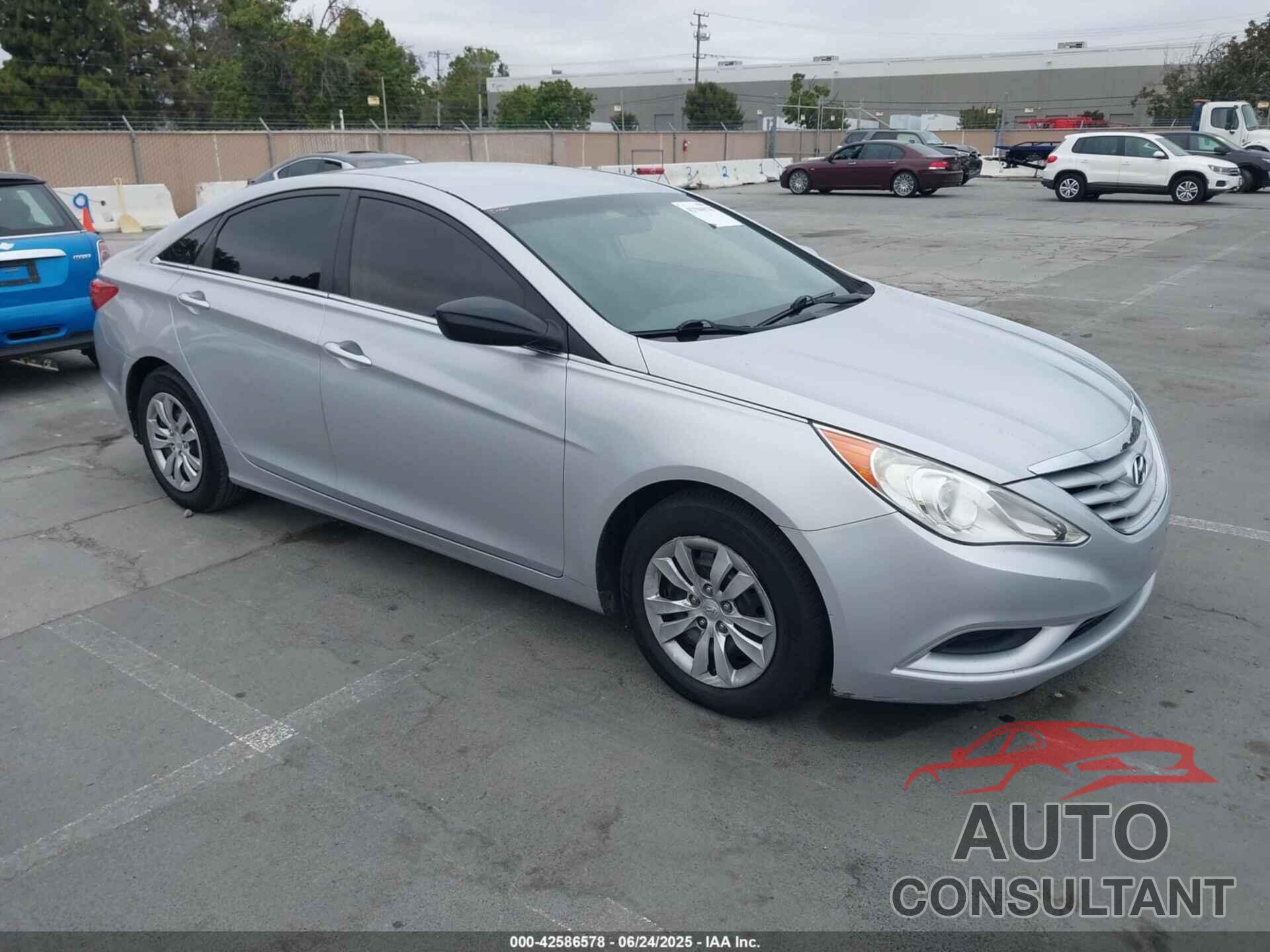 HYUNDAI SONATA 2011 - 5NPEB4AC0BH266205