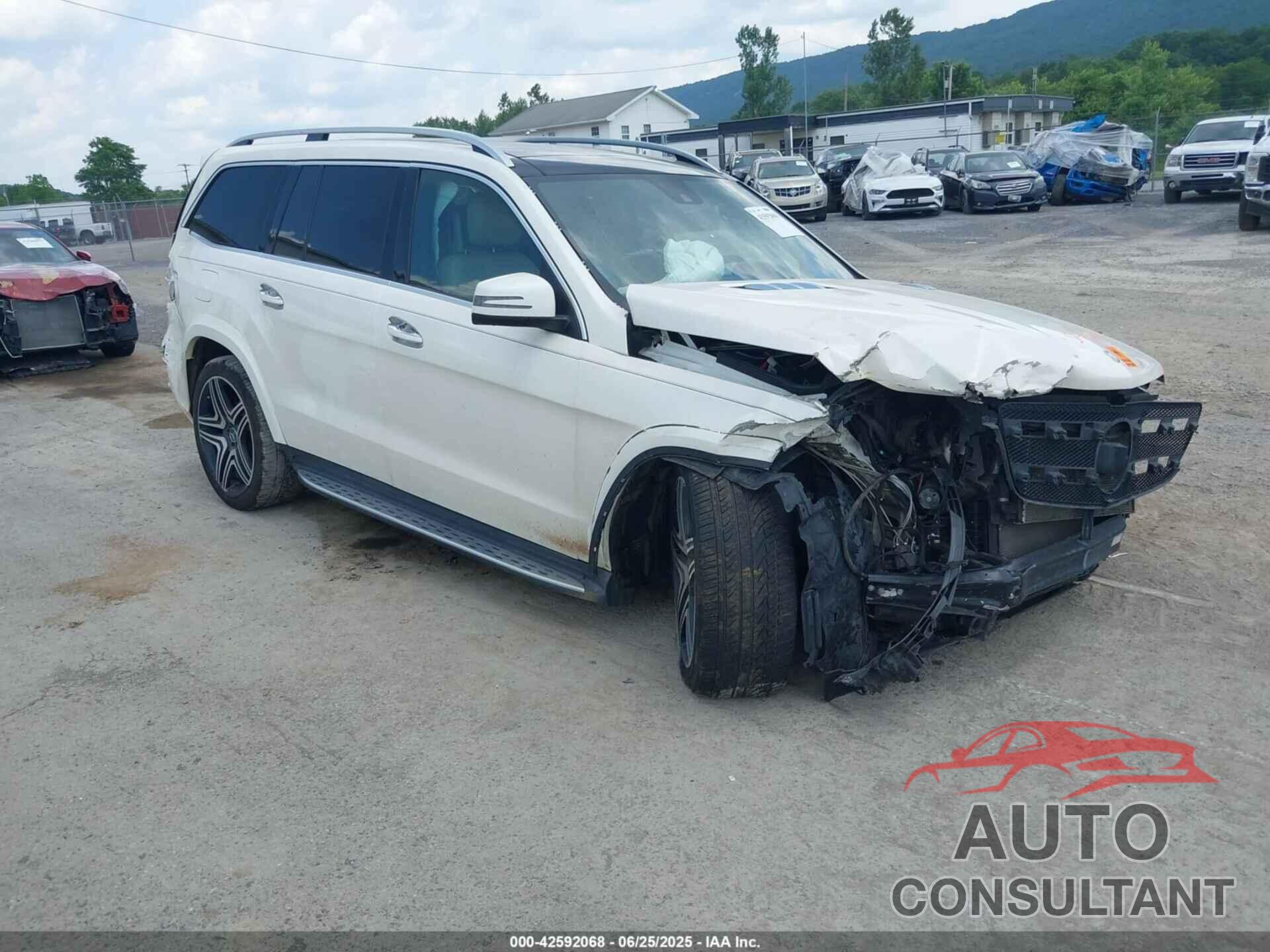 MERCEDES-BENZ GL 550 2015 - 4JGDF7DE4FA555627