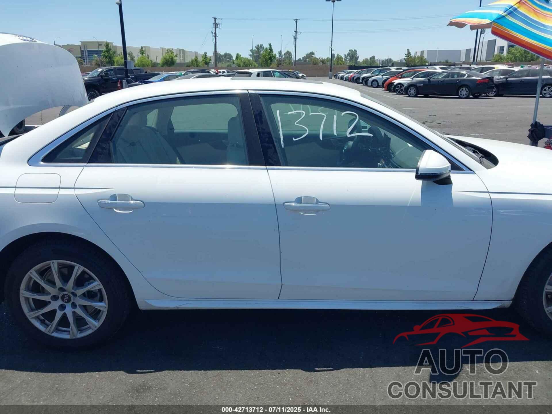 AUDI A4 2022 - WAUABAF44NN000833